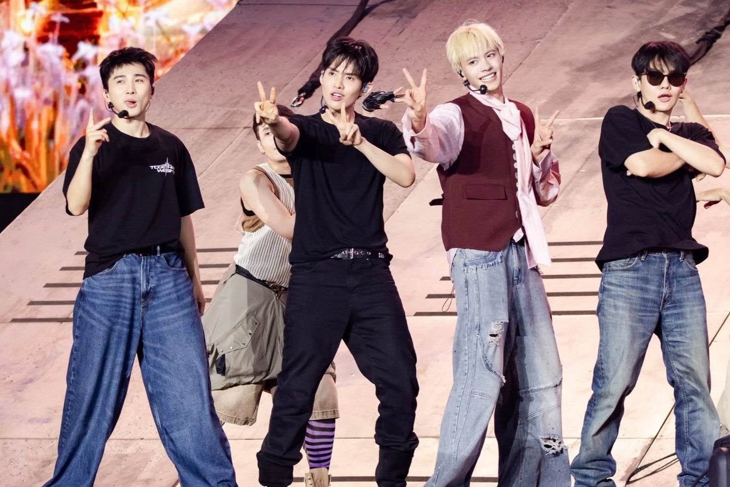 concert ảnh 5 concert ảnh 5