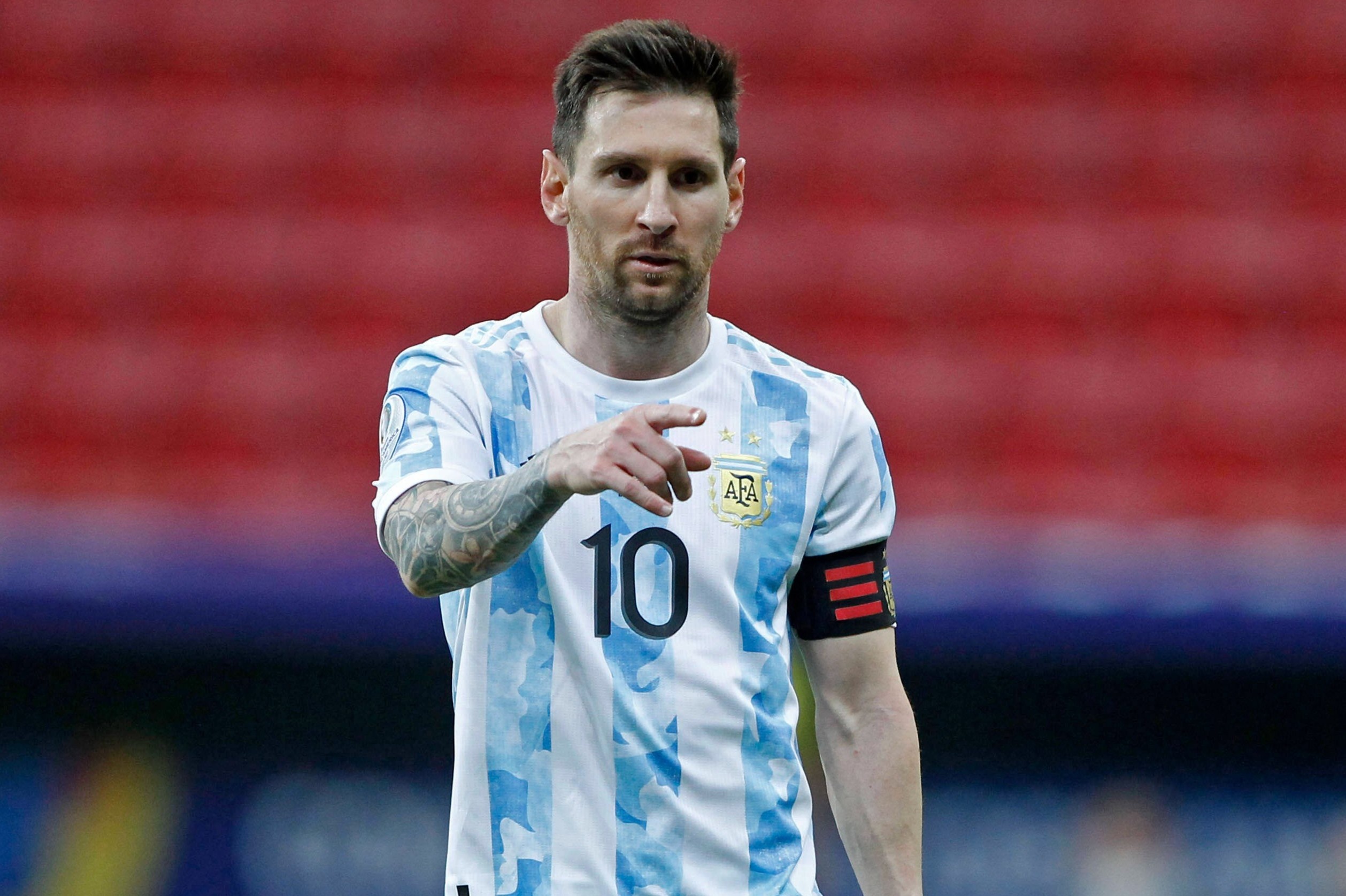 Se the nao khi Messi tuc gian? hinh anh