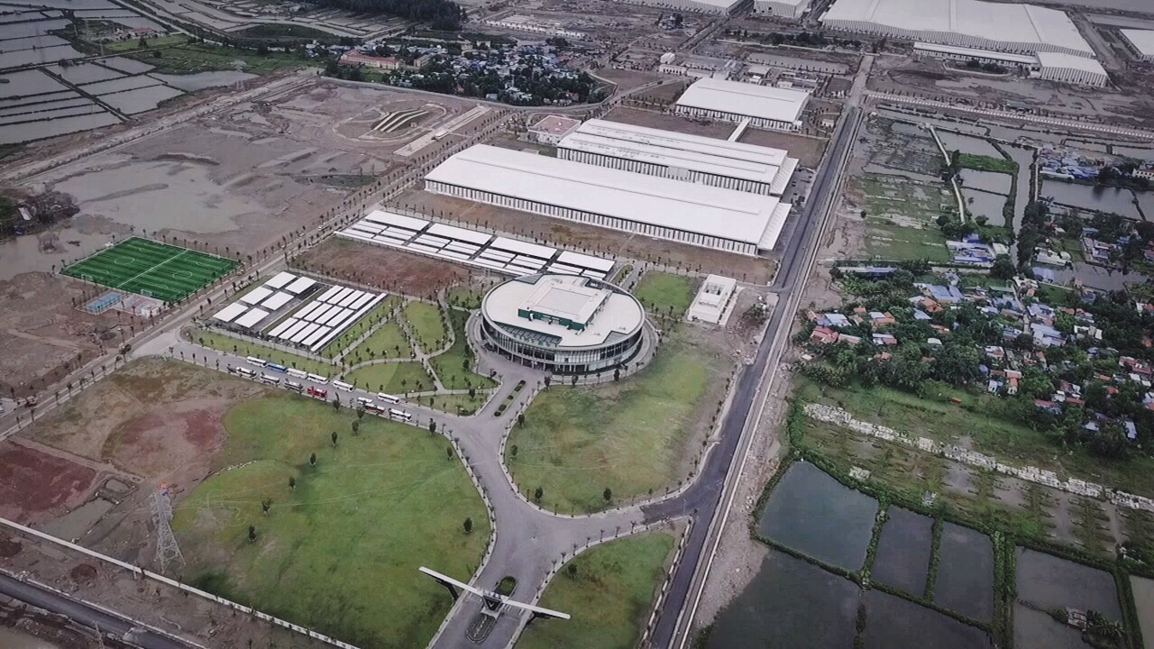 Toan canh nha may VinFast tai Hai Phong hinh anh