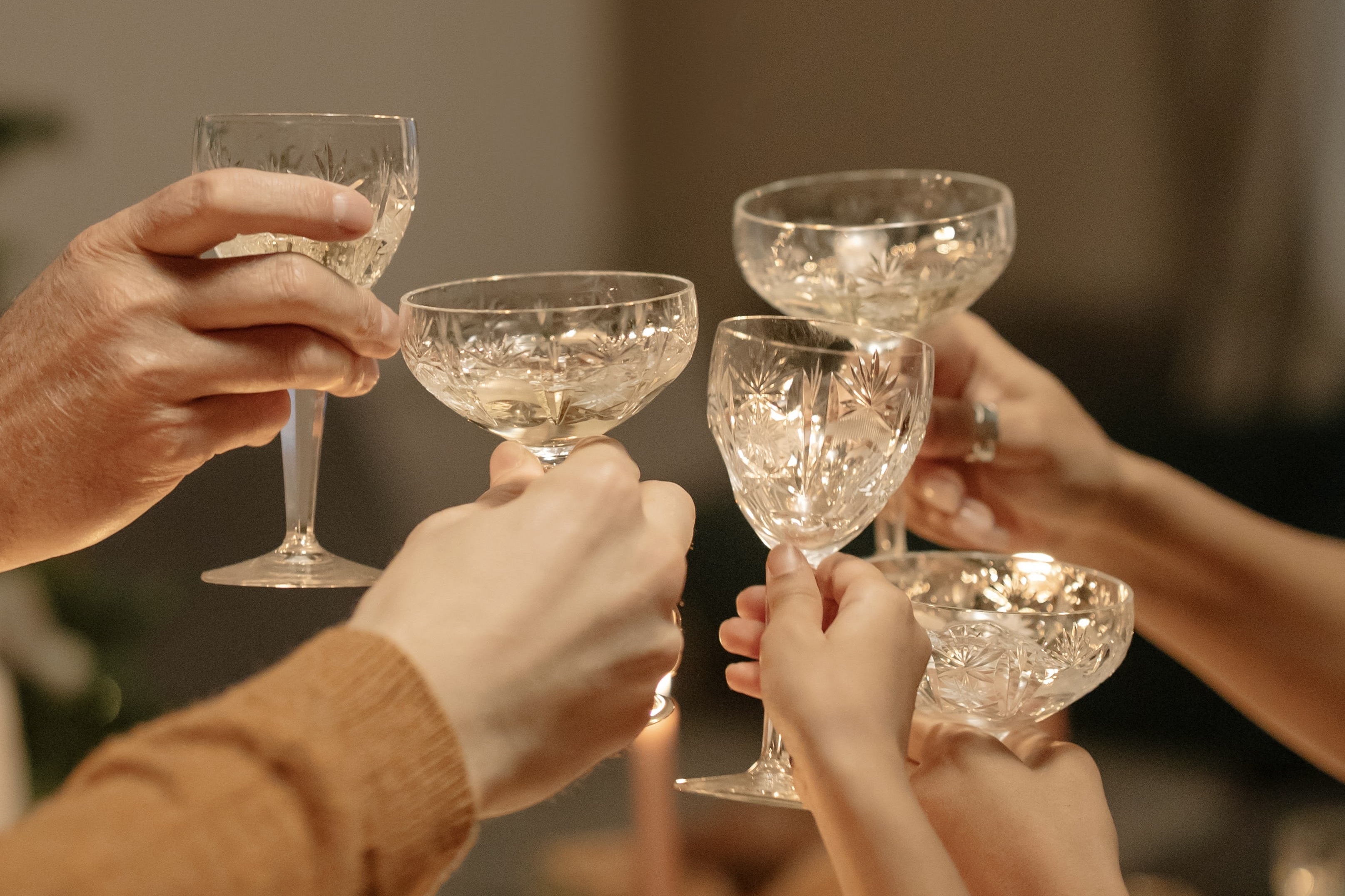 5 luu y giup chuan bi tiec tat nien 'diem 10' hinh anh