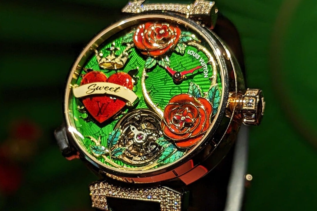 Tinh yeu tri gia hon 240.000 USD cua Louis Vuitton hinh anh