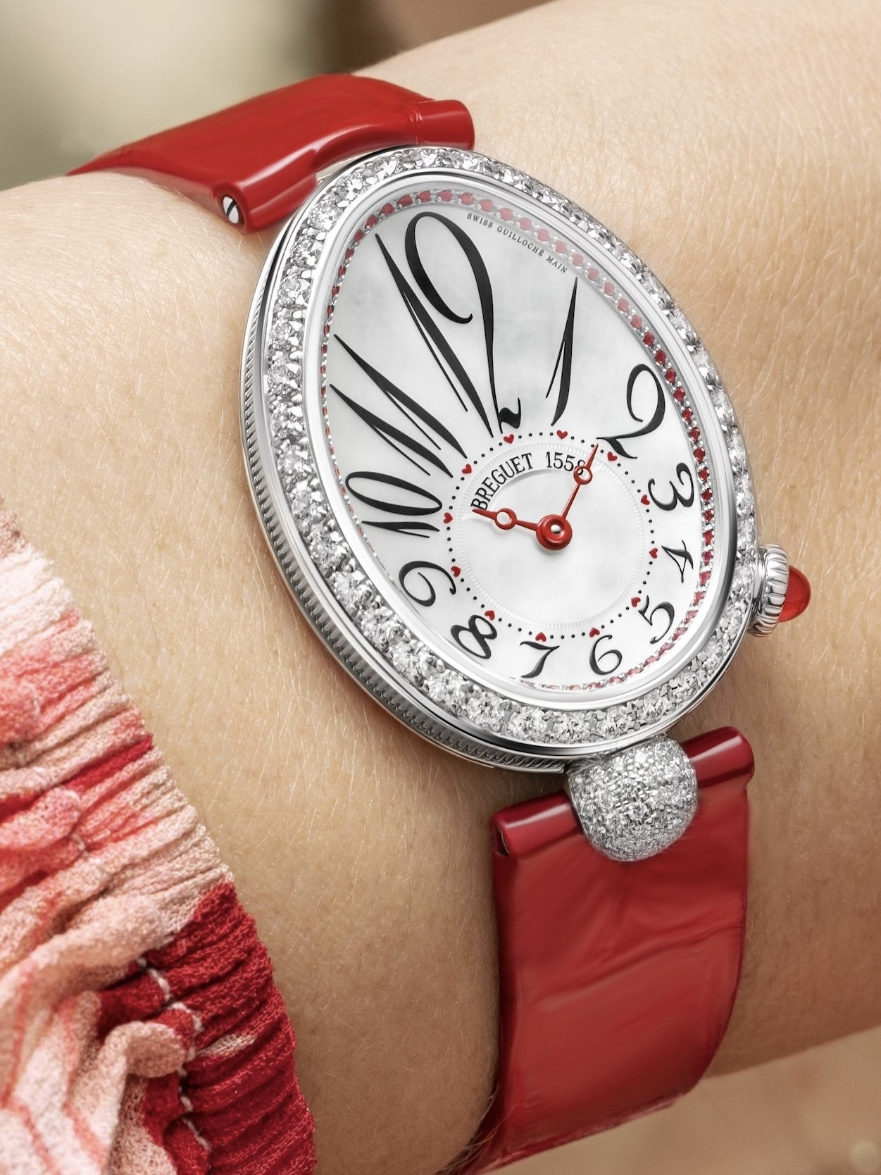 Dong ho Louis Vuitton anh 12