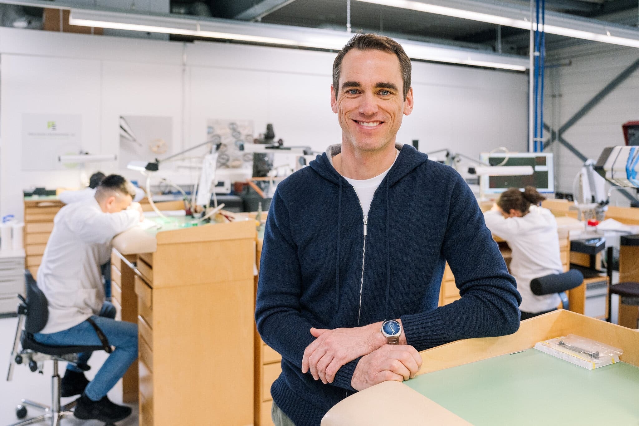 Dong ho tantalum anh 5