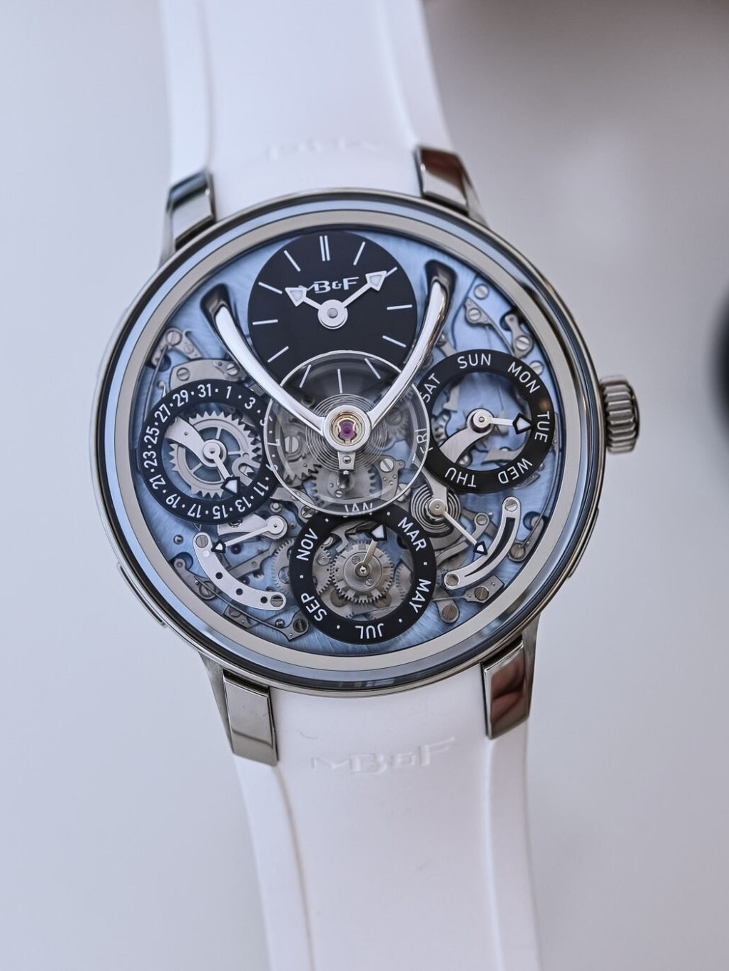 Dune 2,  phim Dune,  hanh tinh cat,  Hamilton,  Hublot,  Zenith,  dong ho,  ban gioi han anh 9