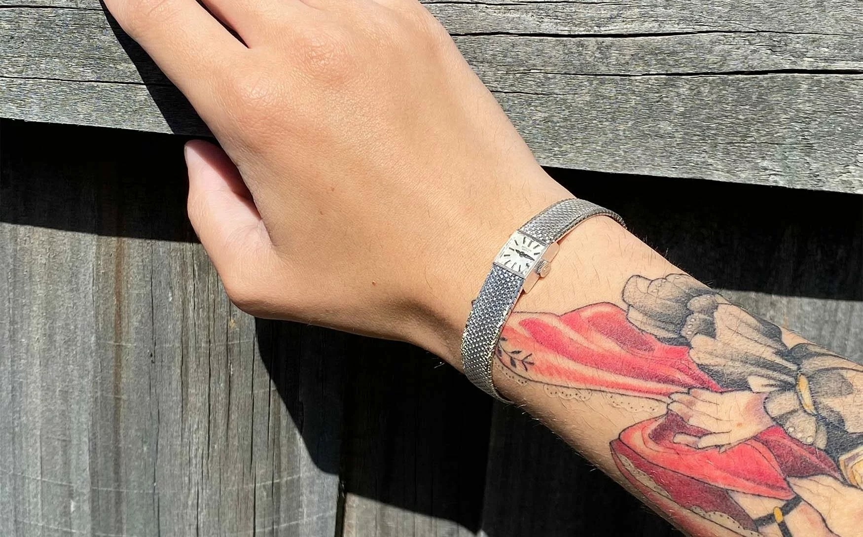 Dong ho Universal Geneve,  san dong ho,  dong ho Thuy Si,  dong ho second hand,  hamburger,  vang trang,  vang nguyen khoi anh 4