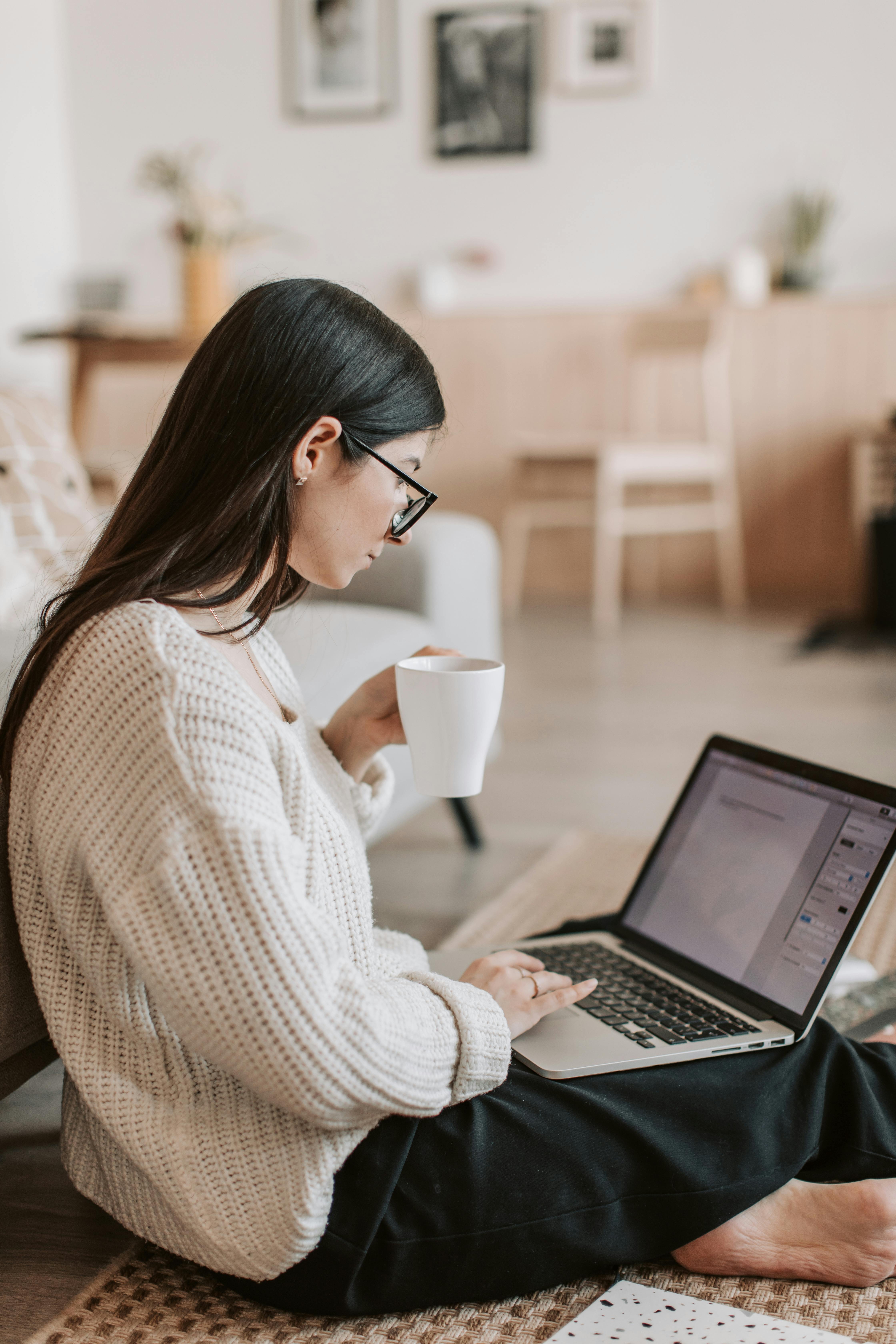 cong viec nguoi huong noi,  nguoi huong noi,  cay viet ma,  thi truong My anh 3