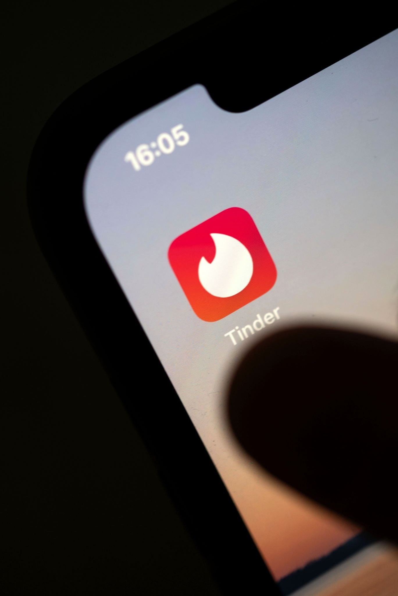 Tinder,  gioi tre Trung Quoc,  ty le that nghiep,  LinkedIn anh 6