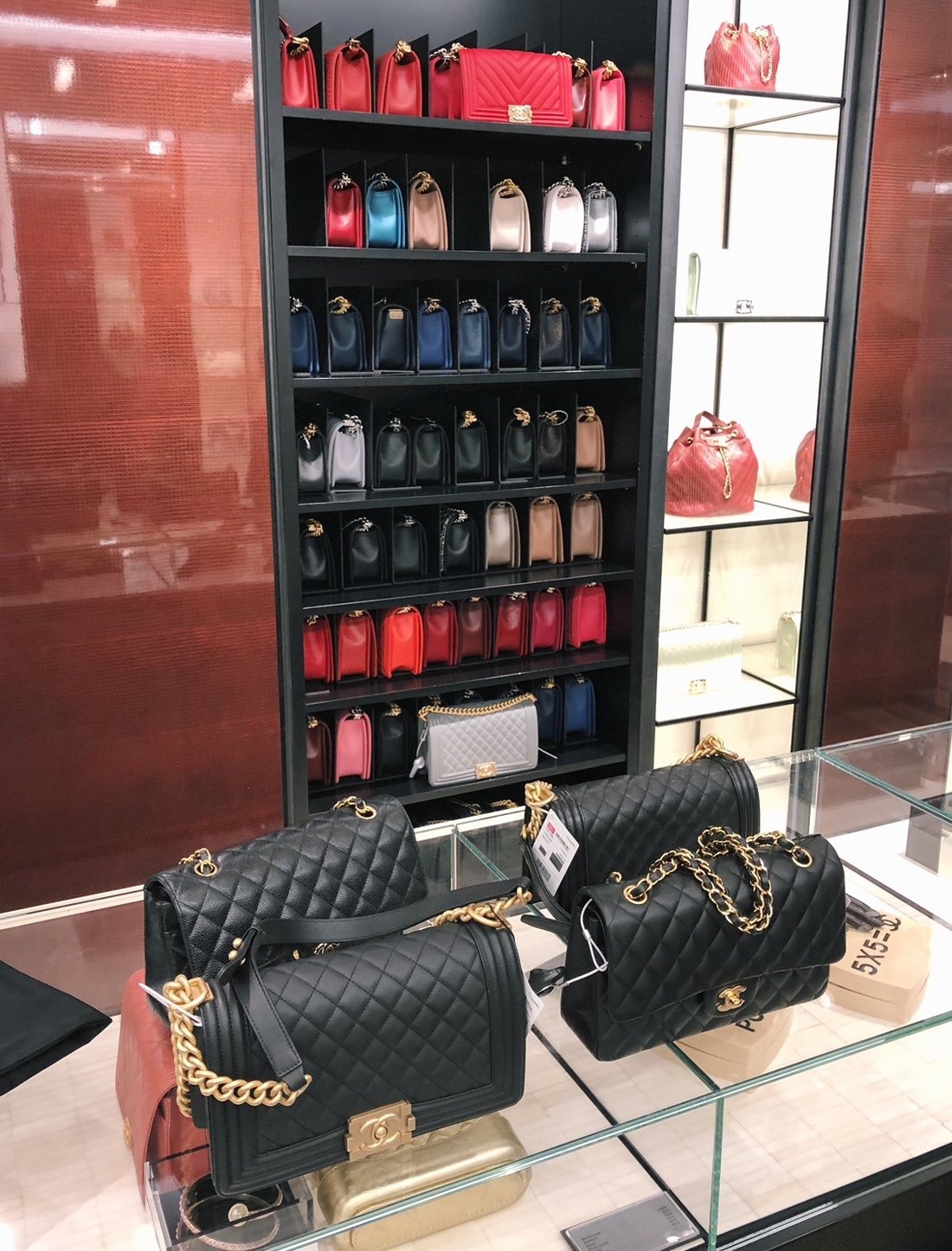 Tui xach Chanel,  tui xach hang hieu,  hang fake,  da qua su dung,  Zekrayat Husein anh 10