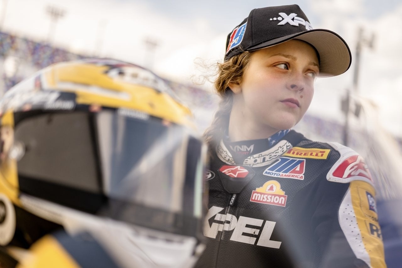 Gen Z lai Ducati gay sot o giai dua moto My hinh anh