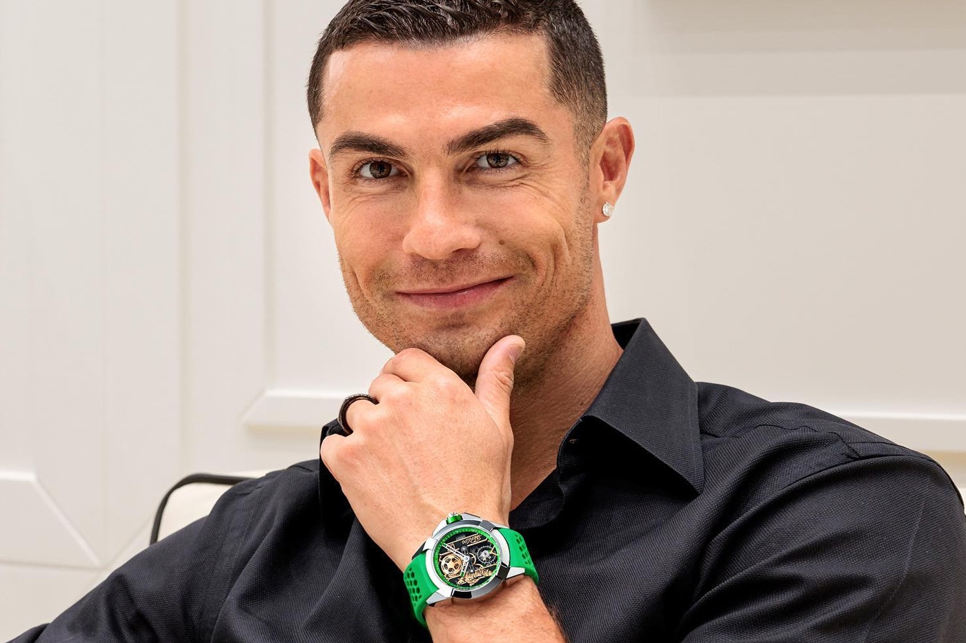 Ly do Ronaldo, Leonardo DiCaprio dau tu vao dong ho hinh anh