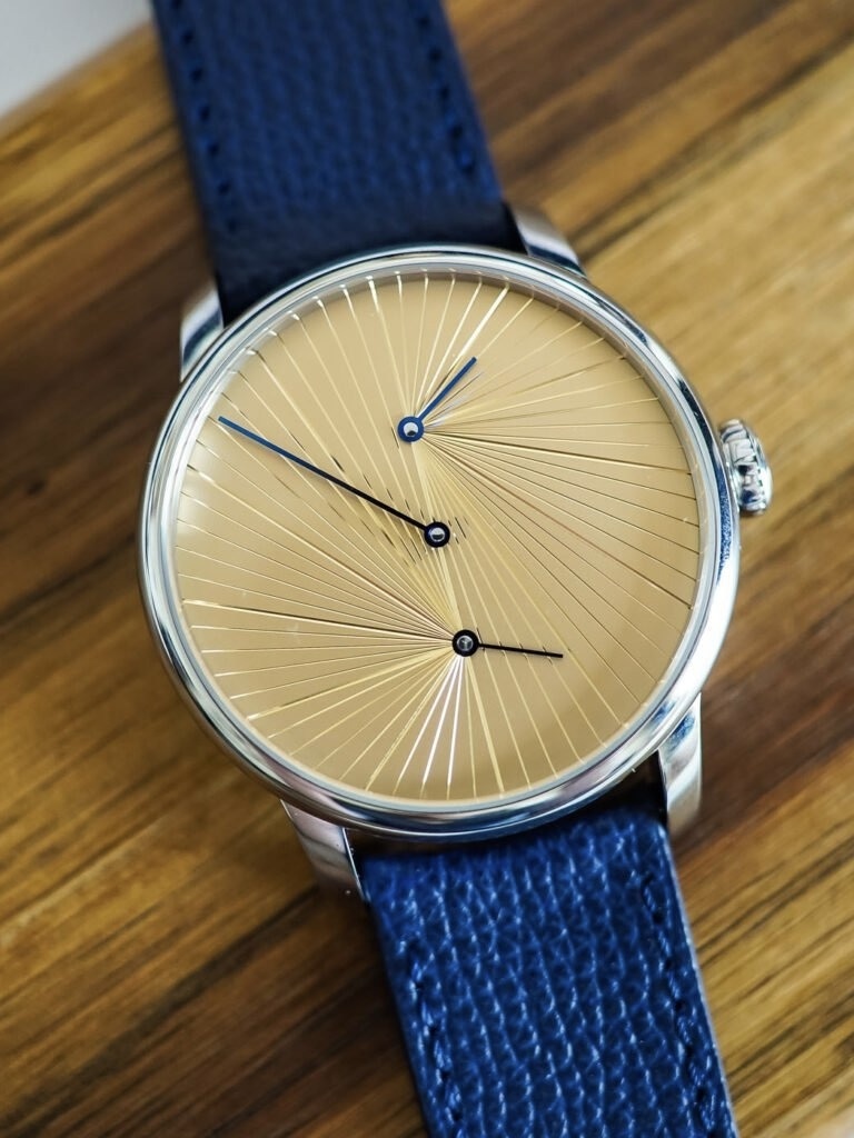 On Wrist,  H. Moser & Cie,  Znews,  dong ho Thuy Si,  dong ho xa xi,  dong ho the thao anh 6