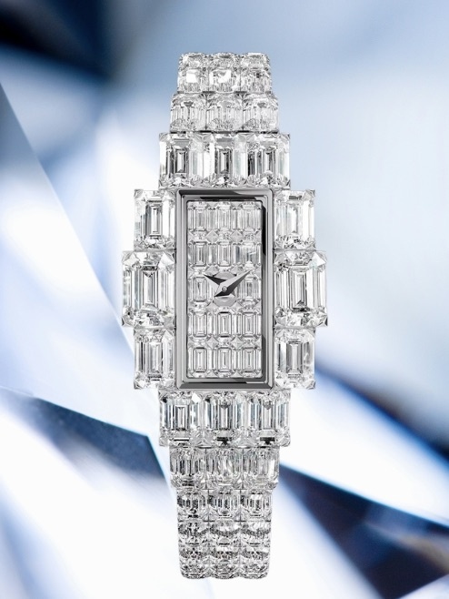 On Wrist,  H. Moser & Cie,  Znews,  dong ho Thuy Si,  dong ho xa xi,  dong ho the thao anh 12