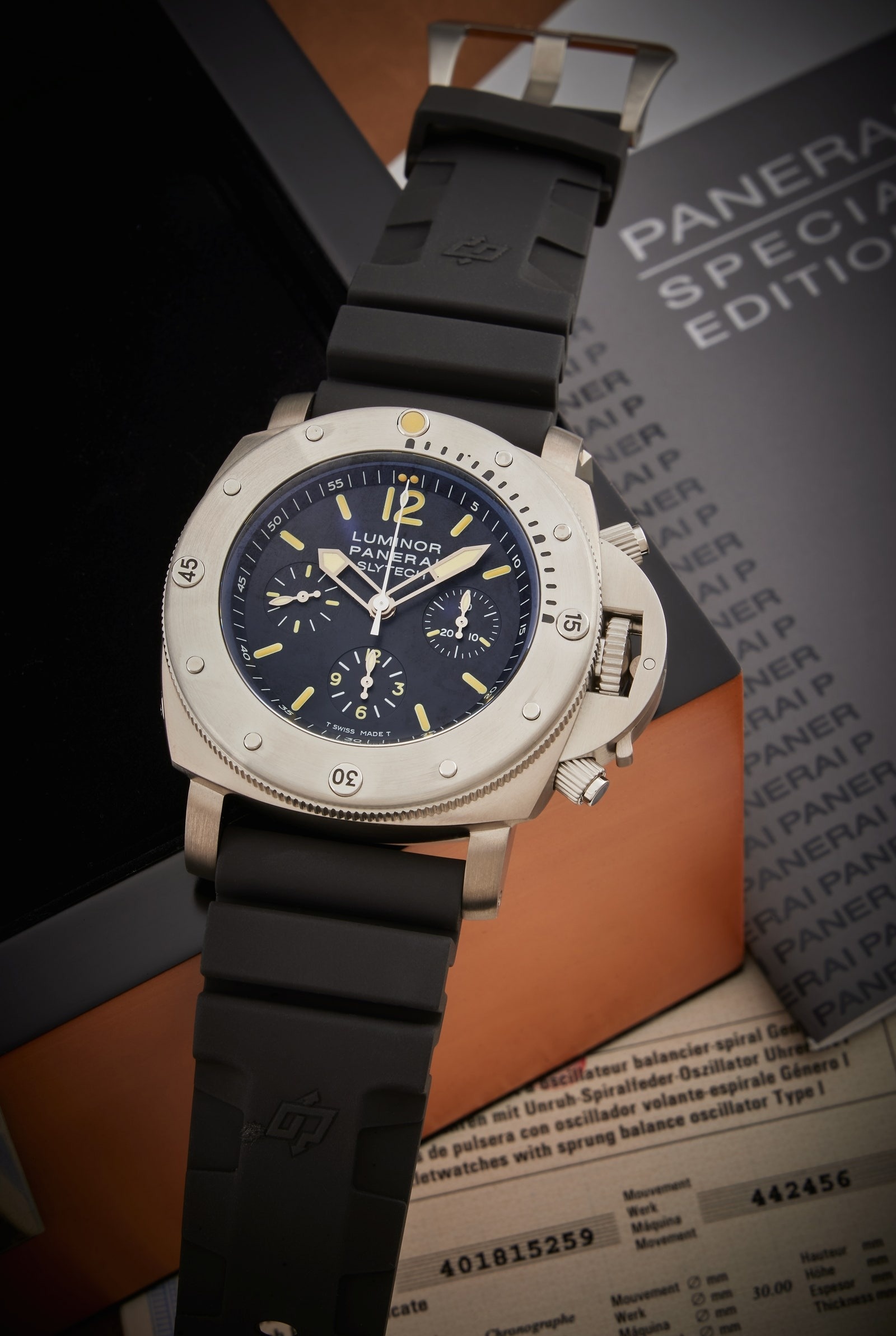 Patek Philippe,  Sylvester Stallone,  tai tu Rambo,  znews,  dong ho xa xi,  dau gia dong ho,  dong ho hiem anh 10