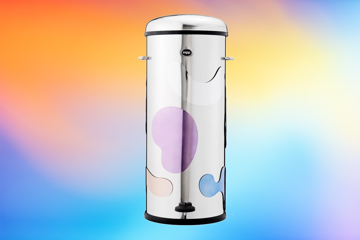 Co gi o thung rac ban gioi han tri gia 1.250 USD? hinh anh