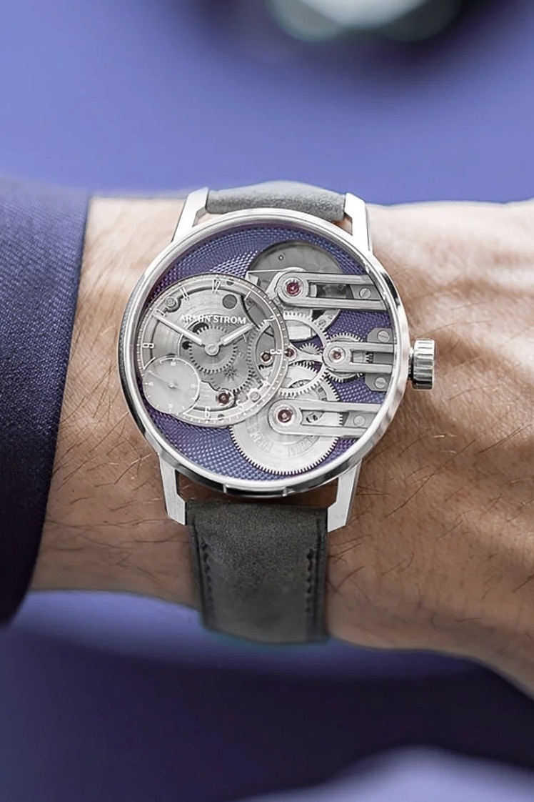 Reverso One,  Jaeger-LeCoultre,  hoa dam but,  Hibiscus Diamonds,  dong ho xa xi,  dong ho cao cap,  On Wrist znews, anh 8