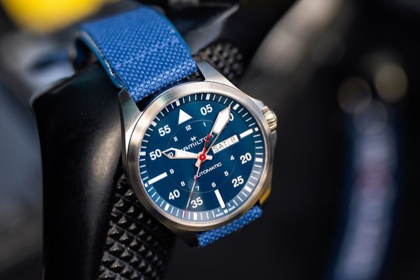On Wrist: Dong ho phi cong hon 1.000 USD duoc yeu thich hinh anh