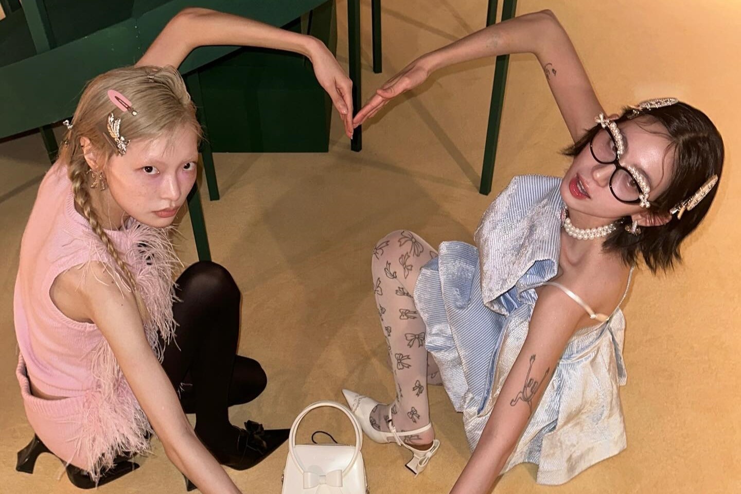 Chi vai tram USD de duy tri tinh ban hinh anh