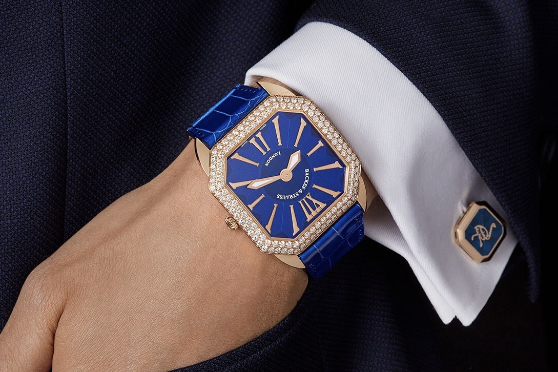 Dong ho nam dinh kim cuong, da quy lay lai vi the hinh anh