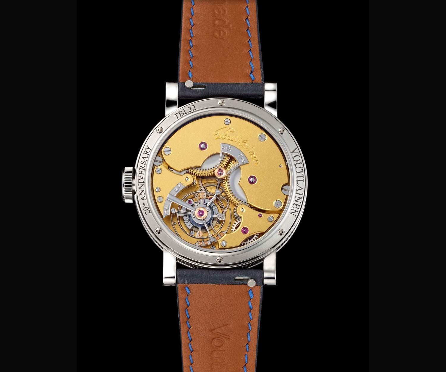 Audemars Piguet,  On Wrist znews,  đồng hồ treo tường,  Royal Oak,  đồng hồ xa xỉ ảnh 14 Audemars Piguet,  On Wrist znews,  dong ho treo tuong,  Royal Oak,  dong ho xa xi anh 14