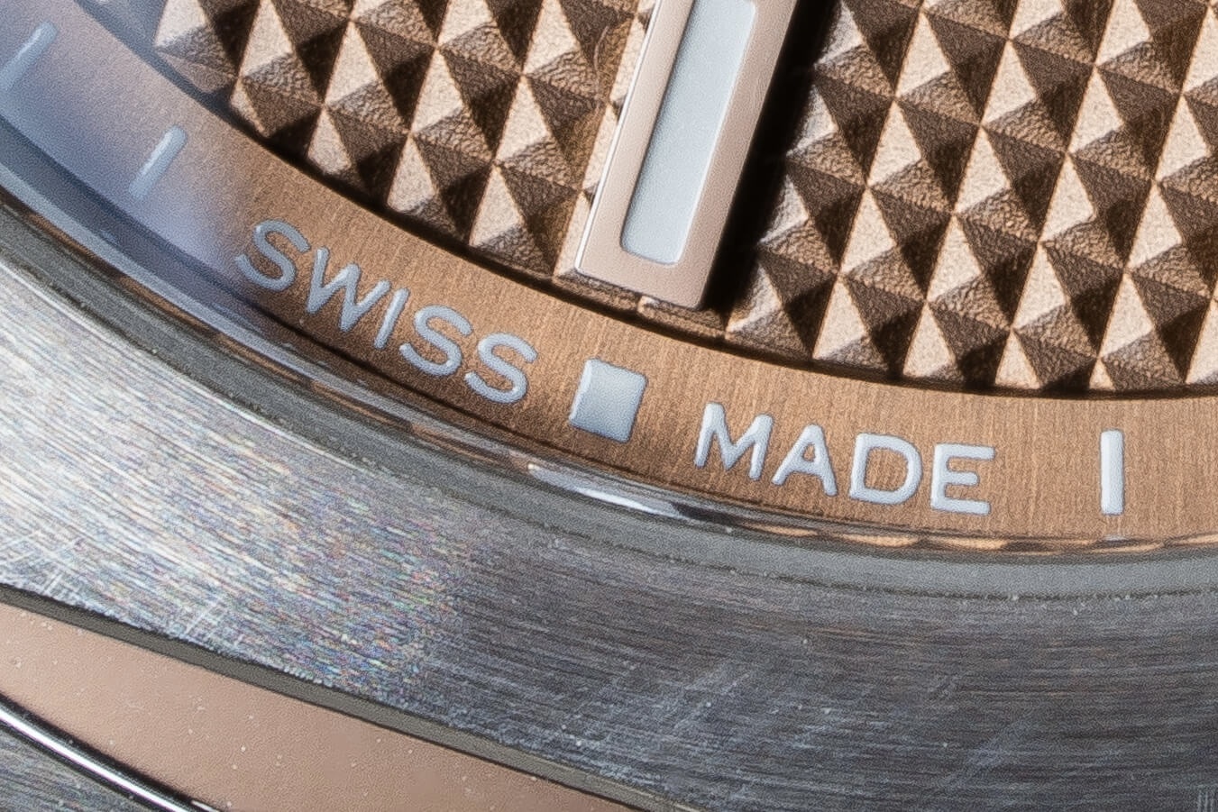 Tieu chuan 'dong ho Thuy Si' co dang mat uy tin? hinh anh