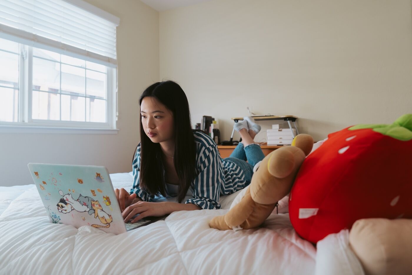 nguoi tre My,  no sinh vien,  chi phi sinh hoat,  ganh nang tai chinh,  David Nunez,  tien thue nha,  song chung me chong,  song chung gia dinh,  Gen Z My anh 1