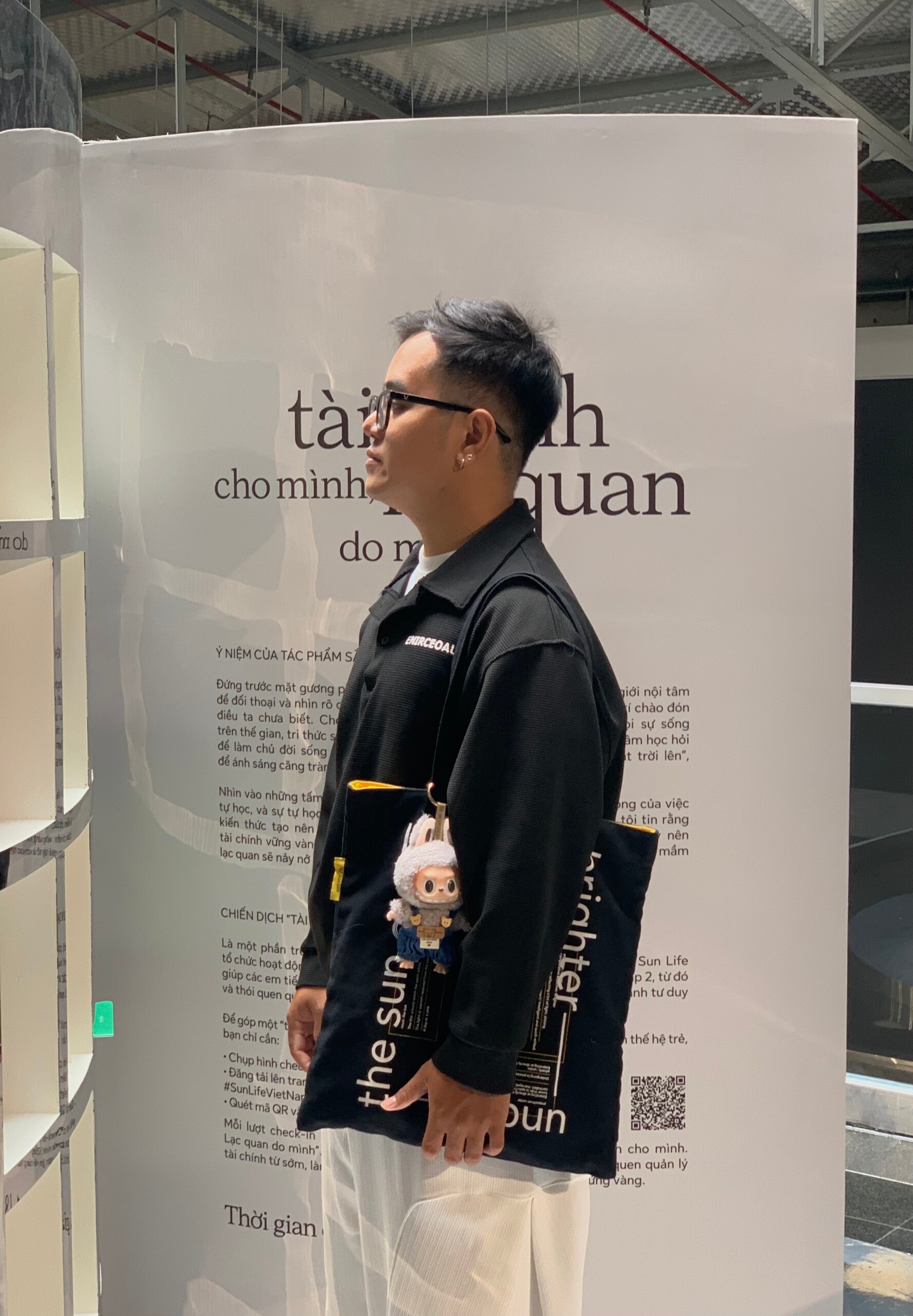 Labubu la gi,  blind box la gi,  blind box labubu,  pop mart,  labubu lisa,  art toy la gi,  do choi nghe thuat,  dap hop labubu anh 4