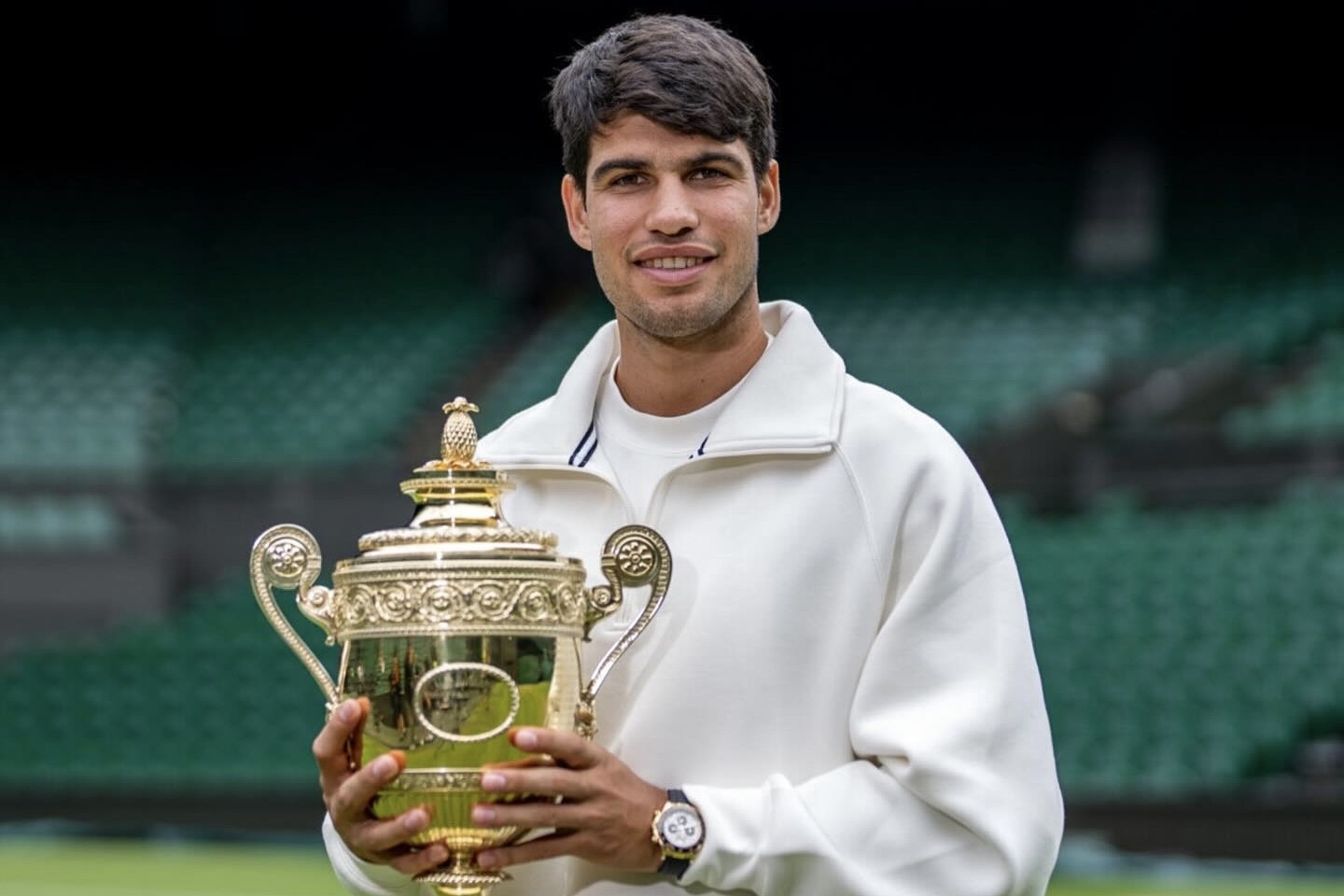 Dong ho Rolex tren tay nha vo dich Wimbledon 21 tuoi hinh anh