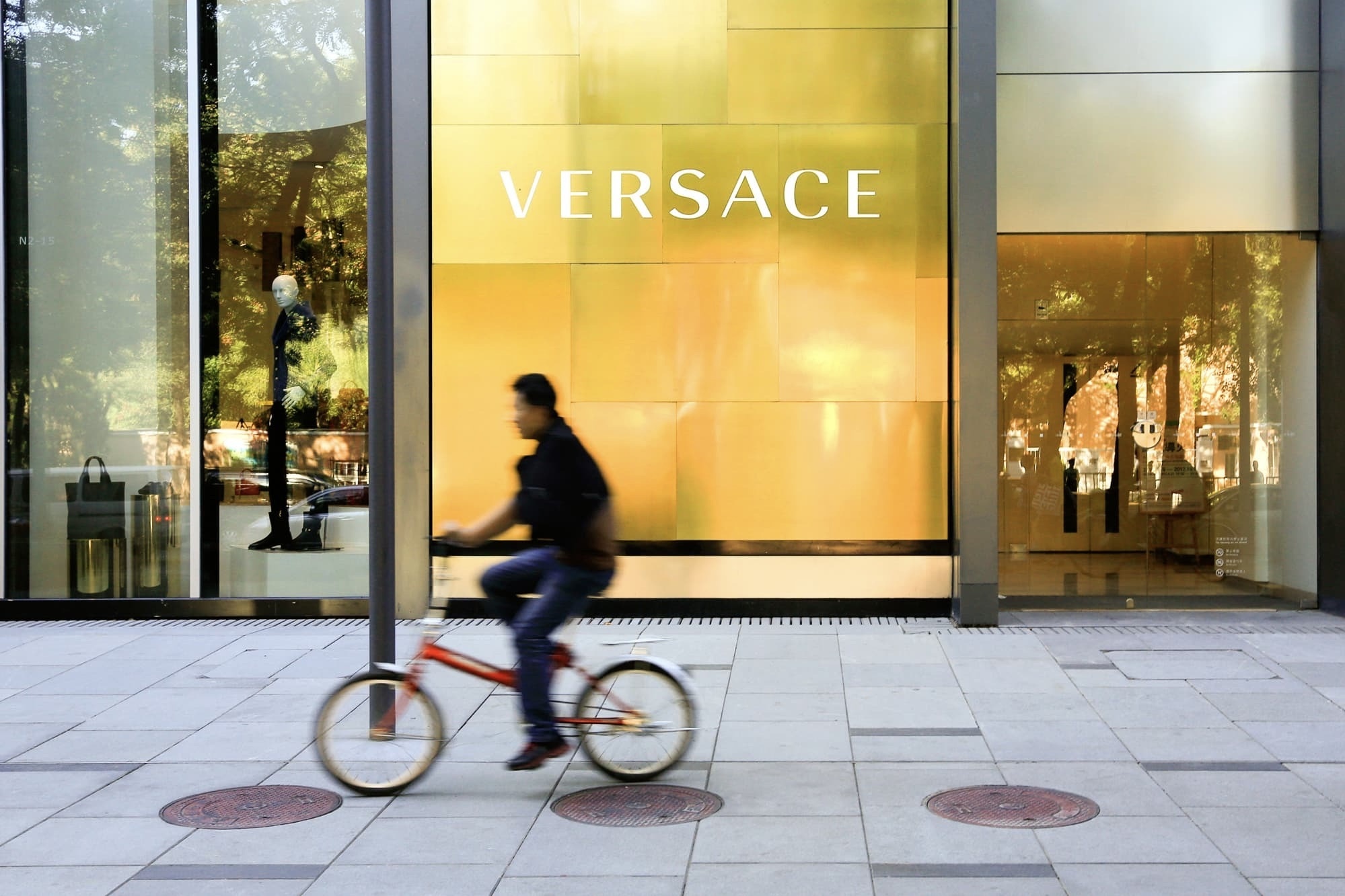 No luc cuoi cung cua thi truong xa xi Trung Quoc hinh anh