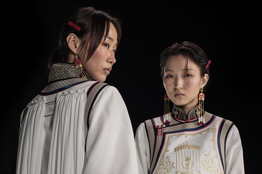 10 dong phuc dep nhat Olympic 2024 hinh anh