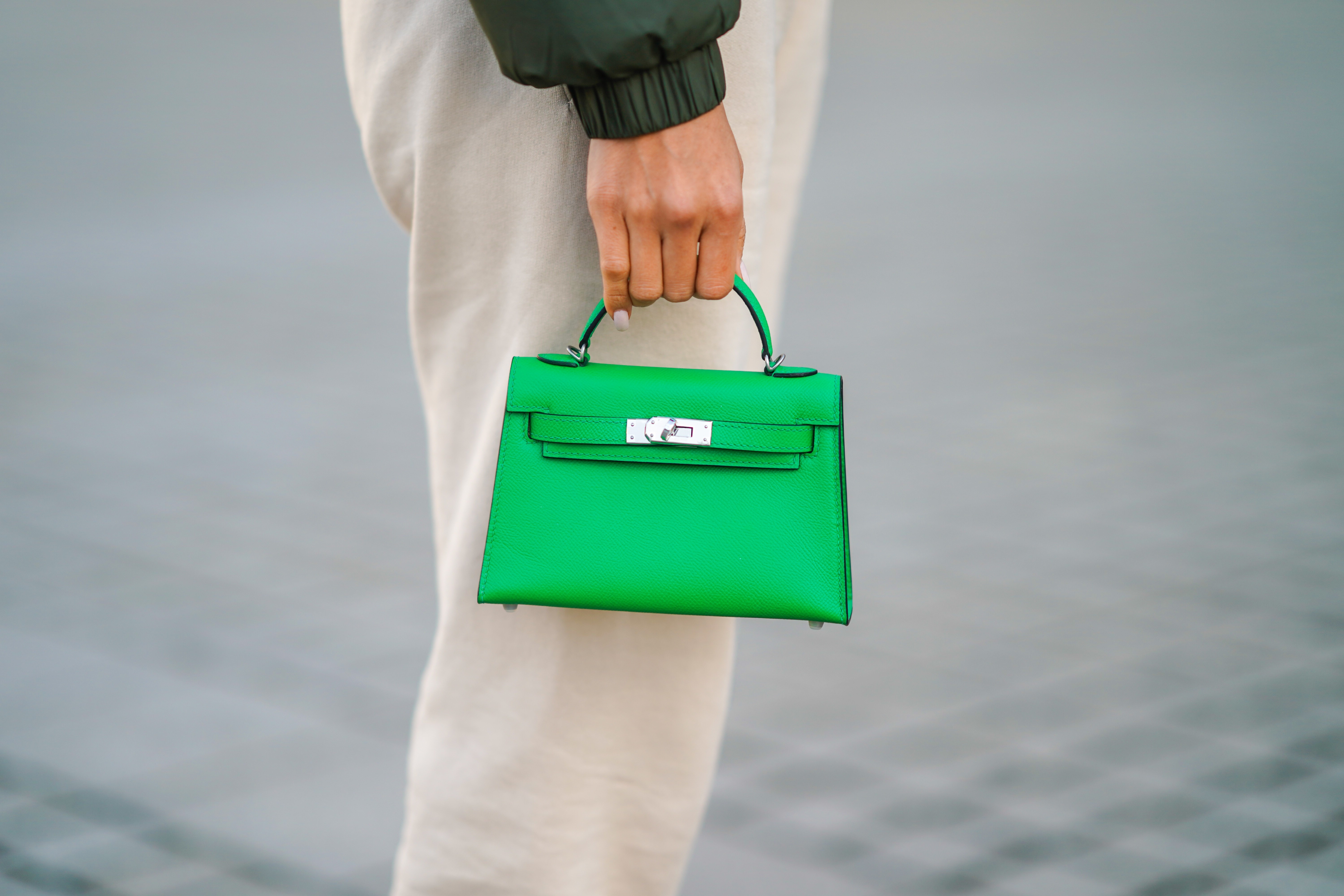 Hermes Birkin,  Gucci Tote Bage,  nhan biet tui gia,  kiem tra tui gia,  tui xach chinh hang,  znews thoi trang,  Hermes Kelly,  Louis Vuitton,  The Row,  Prada,  Celine anh 3