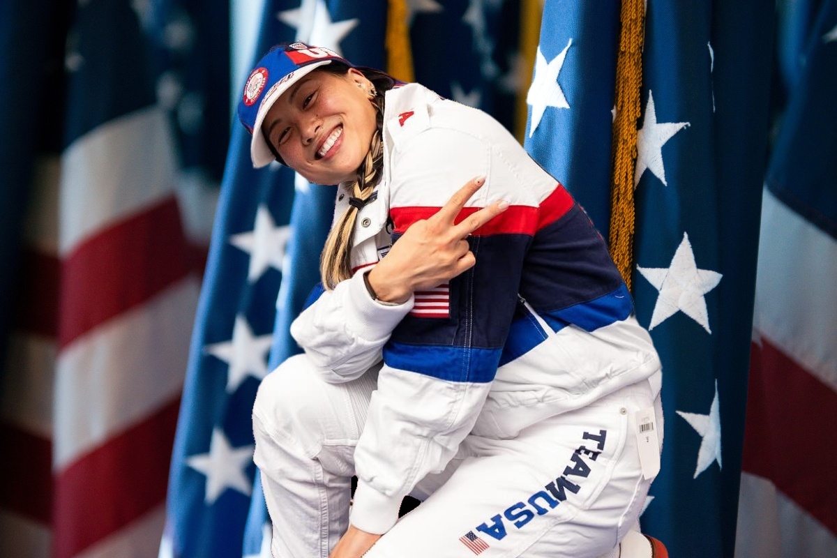 CEO Estee Lauder bo viec de thi dau Olympic 2024 hinh anh