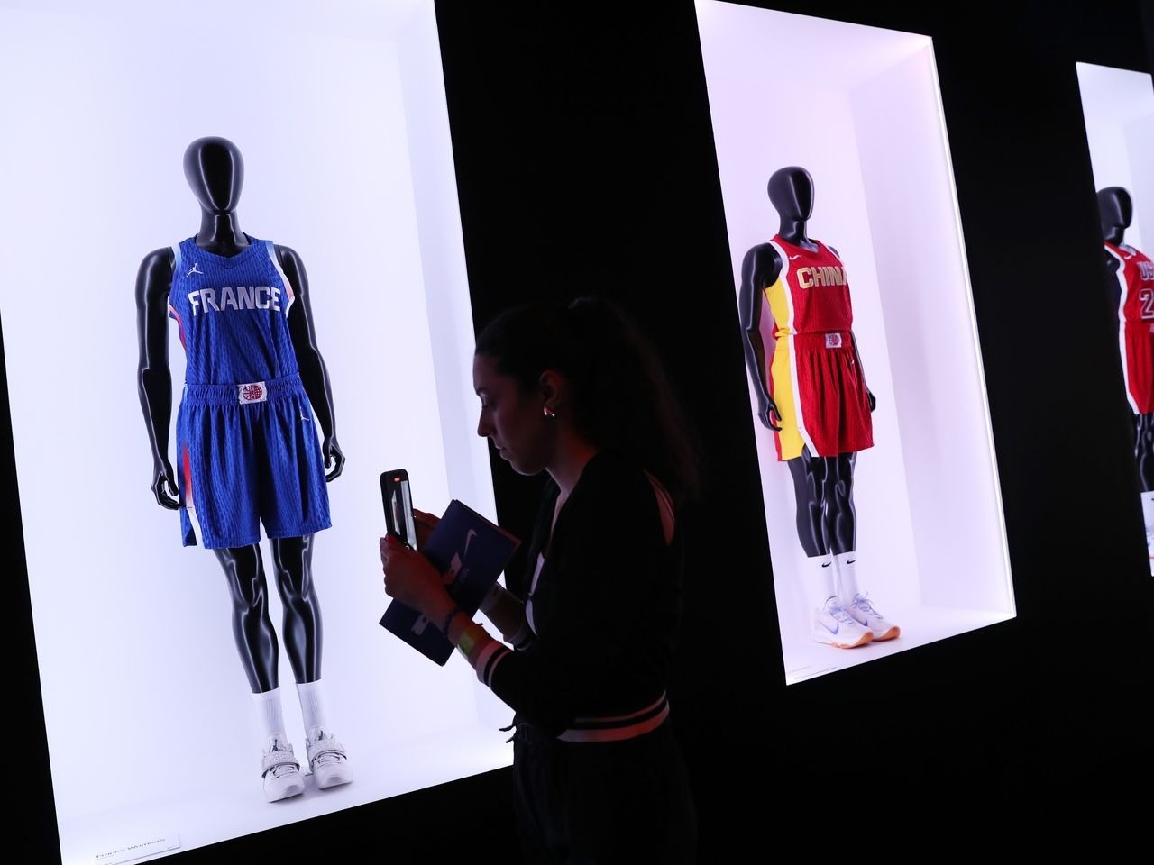 Nike,  adidas,  thương hiệu thời trang,  nhà tài trợ Olympic,  Nike và adidas,  znews ảnh 1 Nike,  adidas,  thuong hieu thoi trang,  nha tai tro Olympic,  Nike va adidas,  znews anh 1