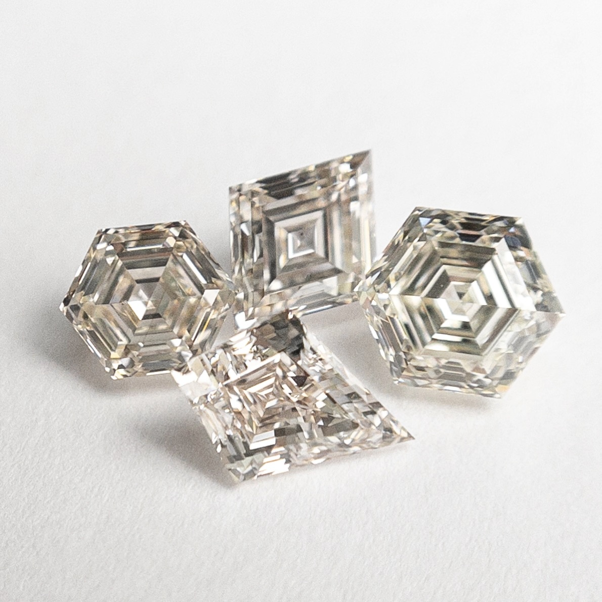 Hello Kitty, kim cương Hello Kitty, znews, trang sức cao cấp, House of Gems, znews trang sức ảnh 7 Hello Kitty, kim cuong Hello Kitty, znews, trang suc cao cap, House of Gems, znews trang suc anh 7