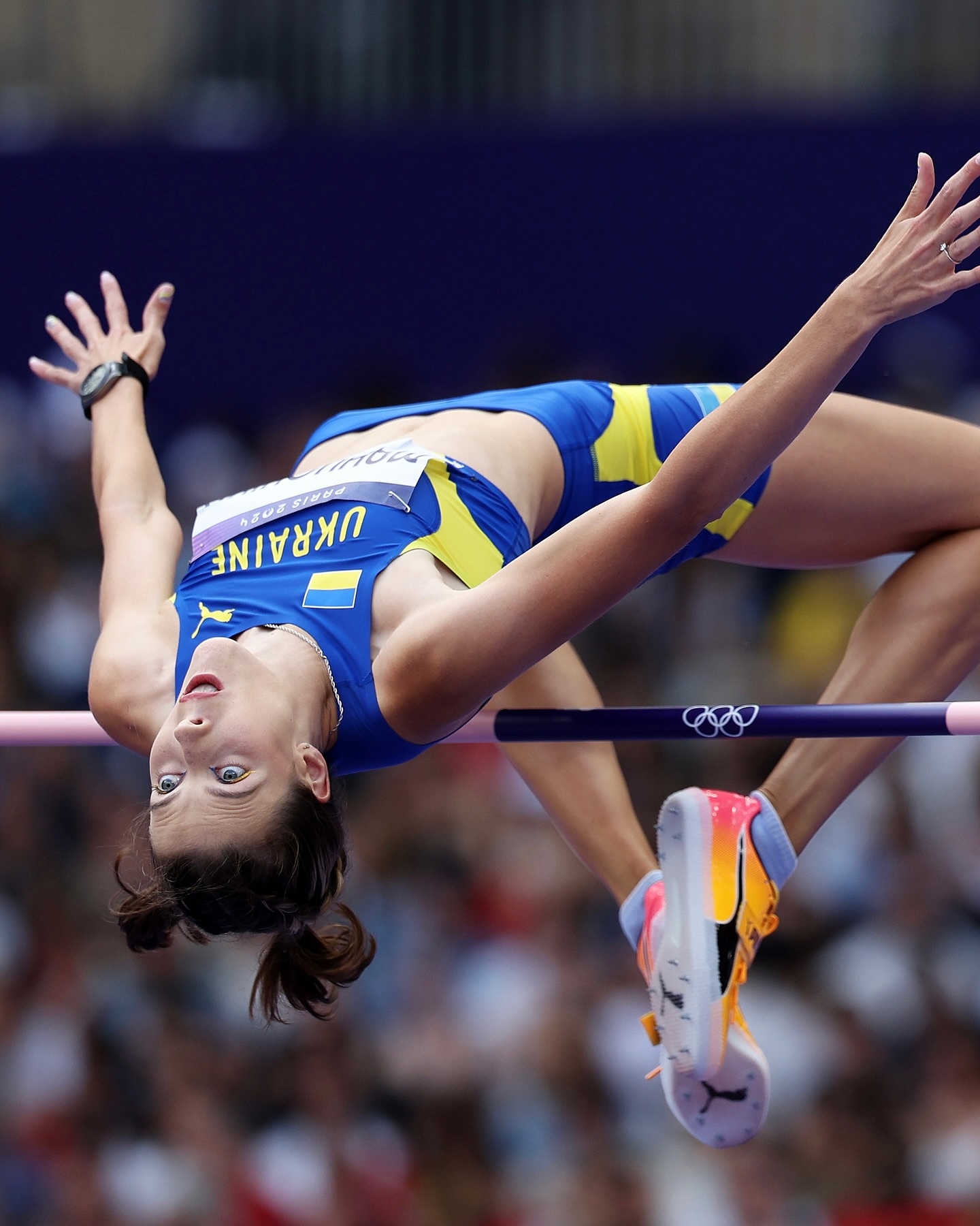 Olympic paris 2024,  the van hoi 2024,  Femke Bol,  Keely Hodgkinson,  Yaroslava Mahuchikh,  dong ho Omega,  dong ho sieu nhe,  Omega Ultra Light,  Seamaster Aqua Terra,  znews the thao,  znews dong ho anh 3