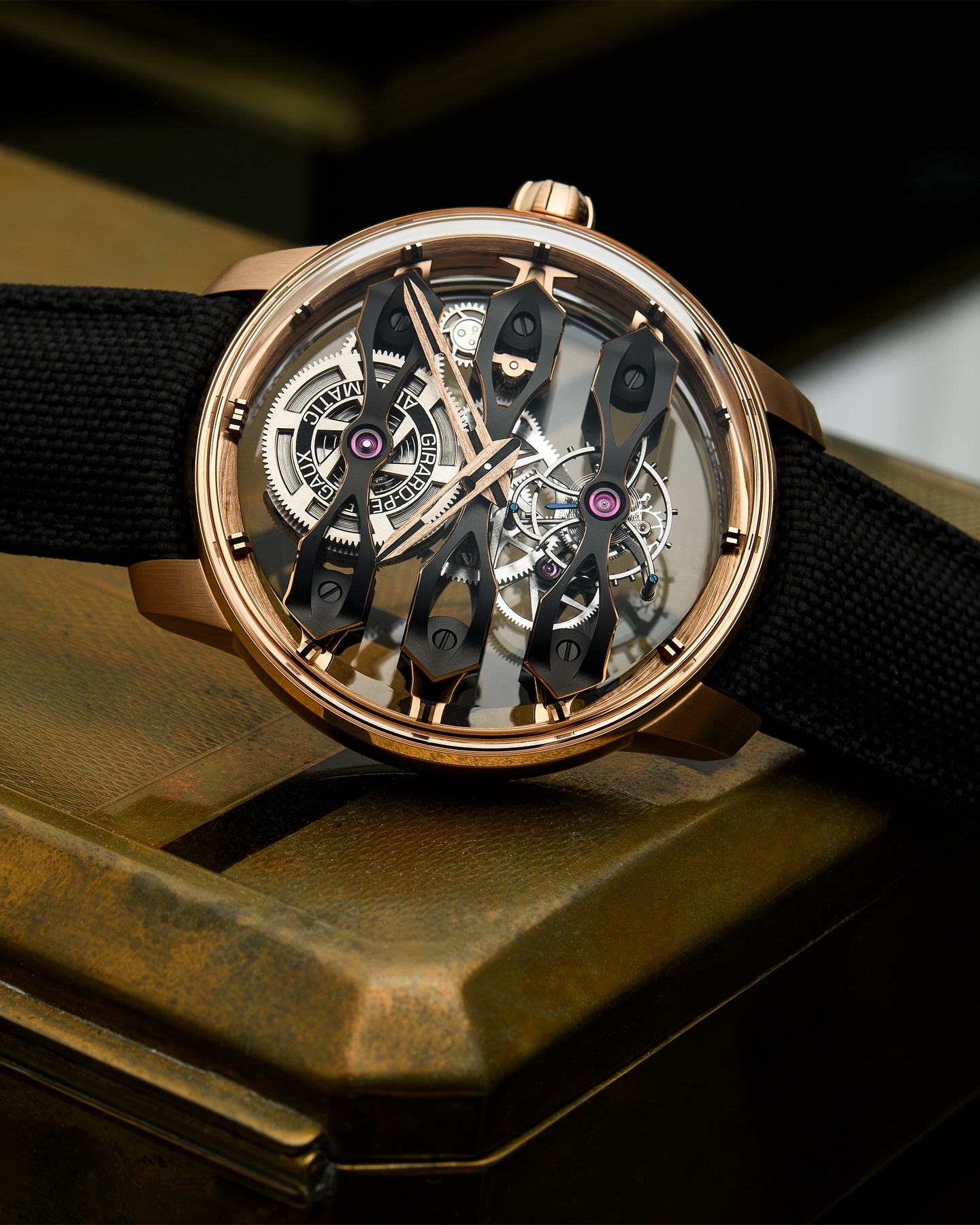 Ducati,  On Wrist,  Jacob & Co.,  Girard-Perregaux,  H. Moser & Cie,  On Wrist znews,  znews dong ho,  dong ho tuan,  Gerald Charles,  Ducati,  Gerald Charles anh 6