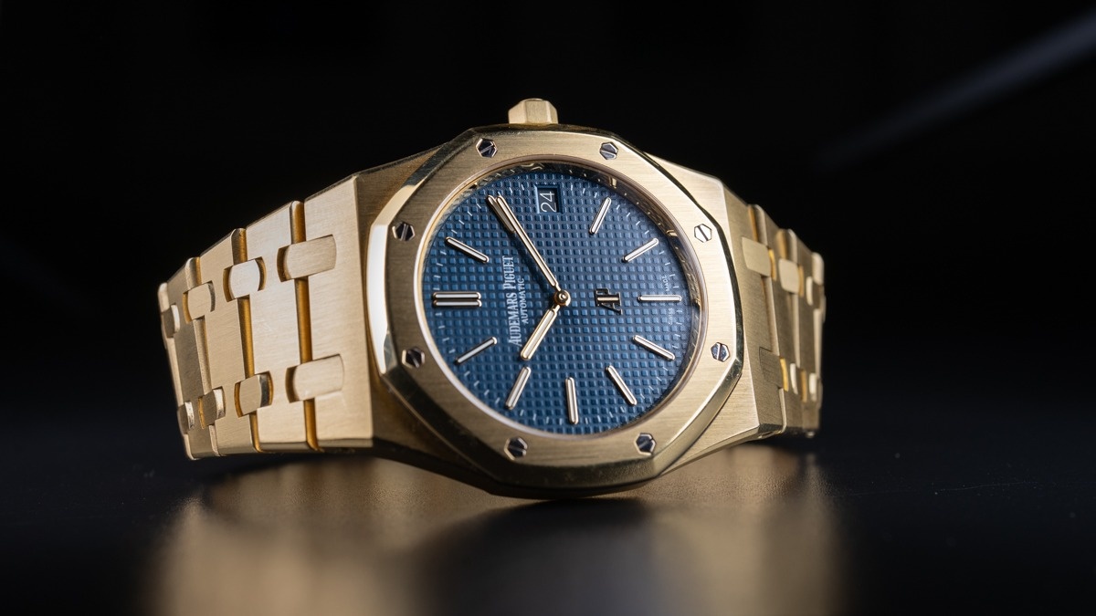Audemars Piguet, Audemars Piguet Royal Oak, đồng hồ Bruno Mars, Bruno Mars Audemars Piguet, znews đồng hồ, die with a smile, the hooligans ảnh 4 Audemars Piguet, Audemars Piguet Royal Oak, dong ho Bruno Mars, Bruno Mars Audemars Piguet, znews dong ho, die with a smile, the hooligans anh 4