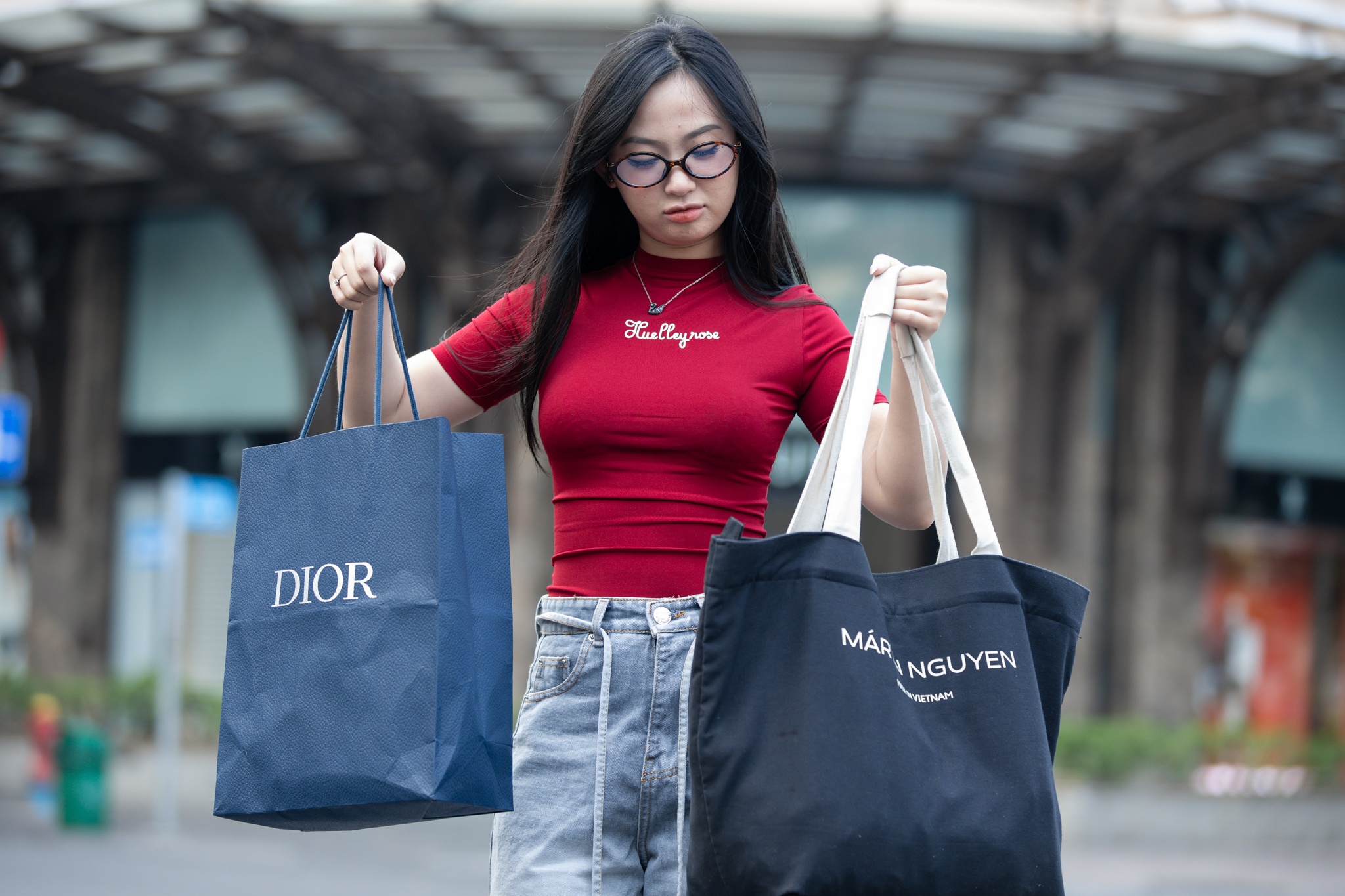 Cu bat cua Zara, Pandora khi nganh xa xi lao doc hinh anh