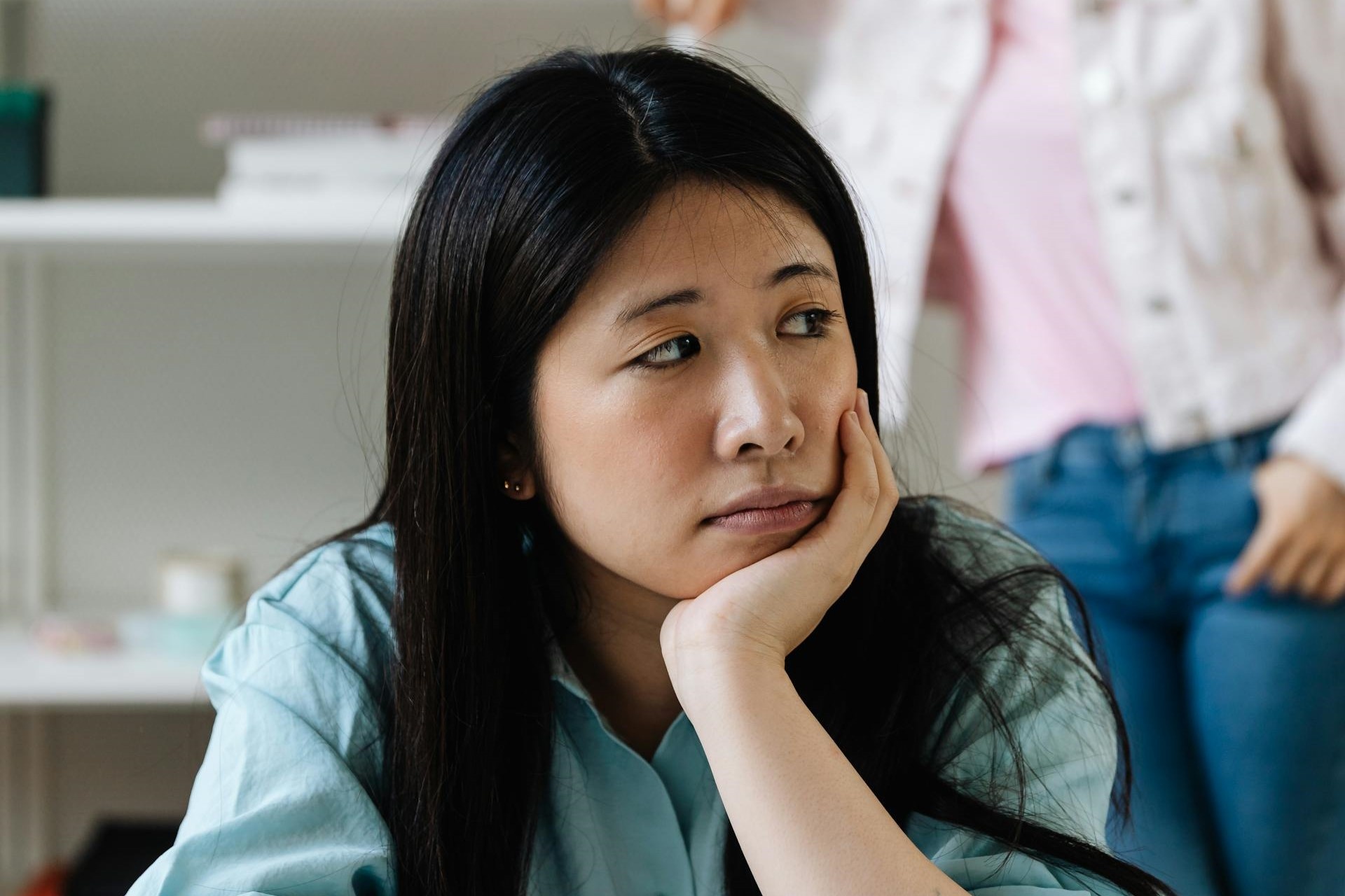 Gen Z tho o voi ghe lanh dao hinh anh