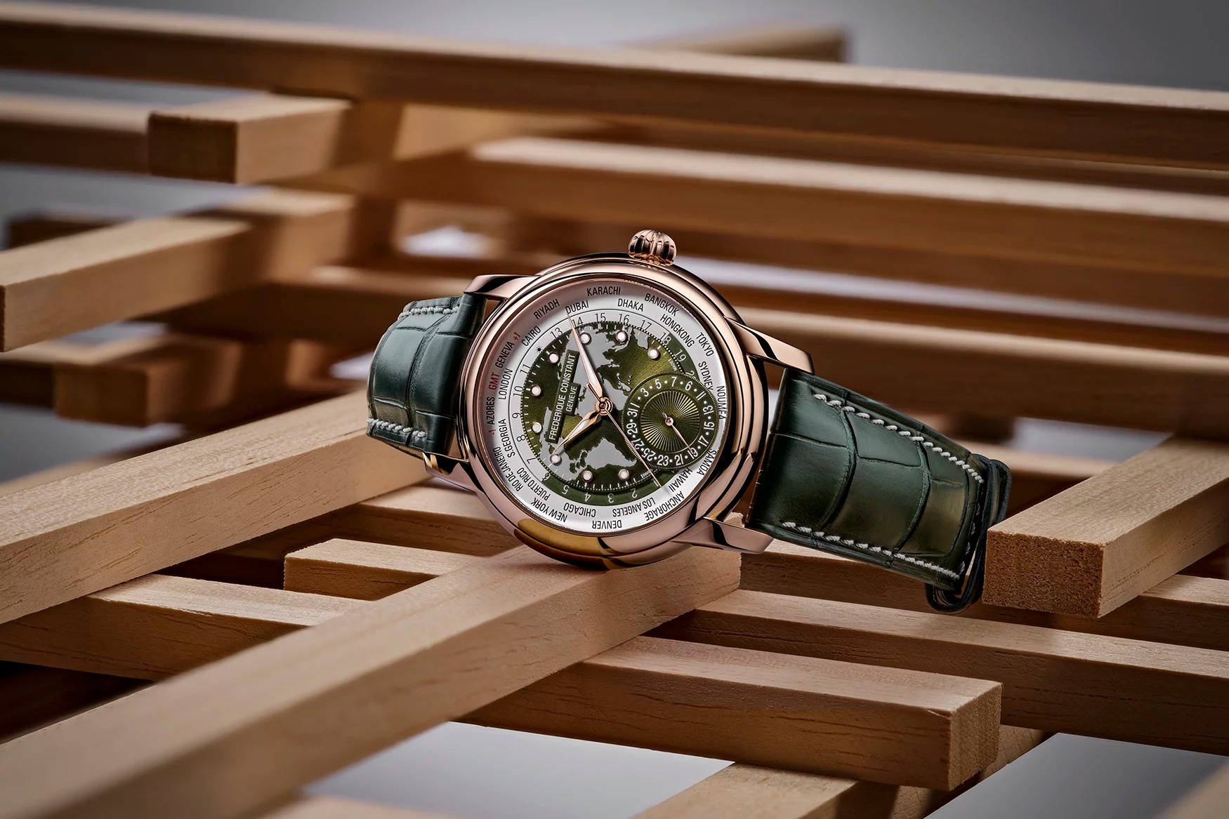 On Wrist znews,  đồng hồ tuần,  Patek Philippe,  Patek Philippe Cubitus,  BST Cubitus,  đồng hồ Cubitus ảnh 11 On Wrist znews,  dong ho tuan,  Patek Philippe,  Patek Philippe Cubitus,  BST Cubitus,  dong ho Cubitus anh 11