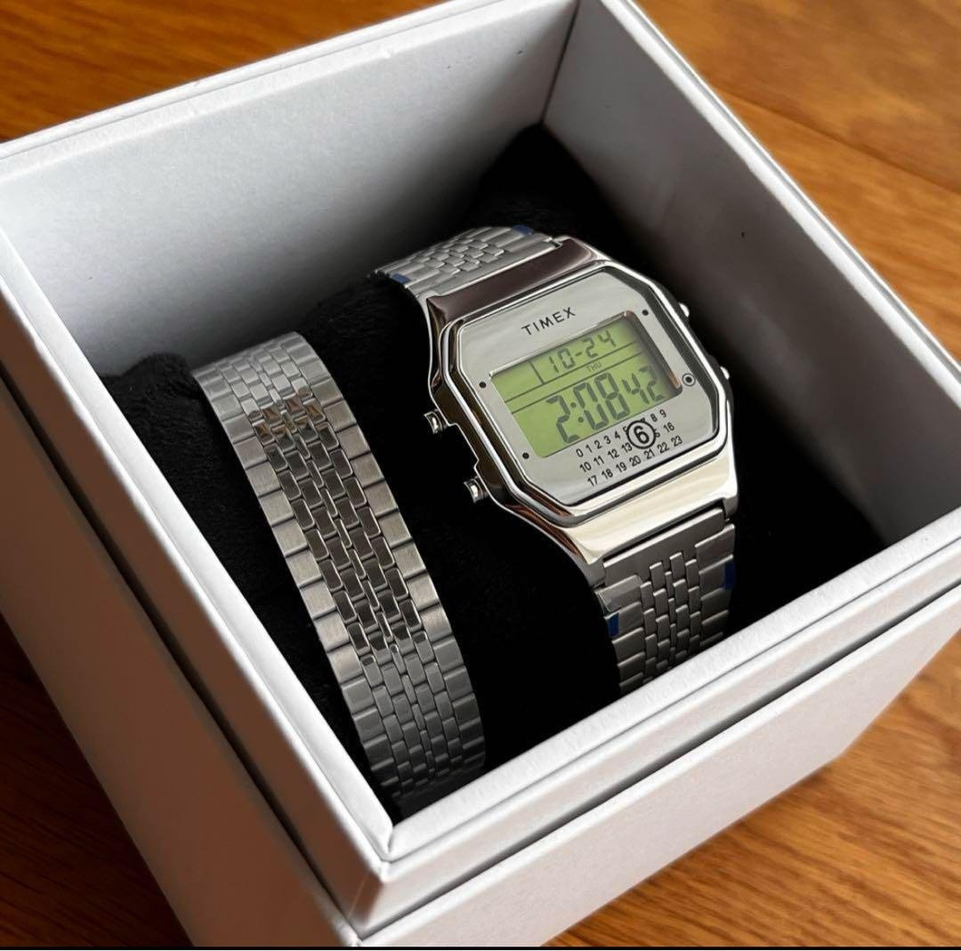 Đồng hồ Timex