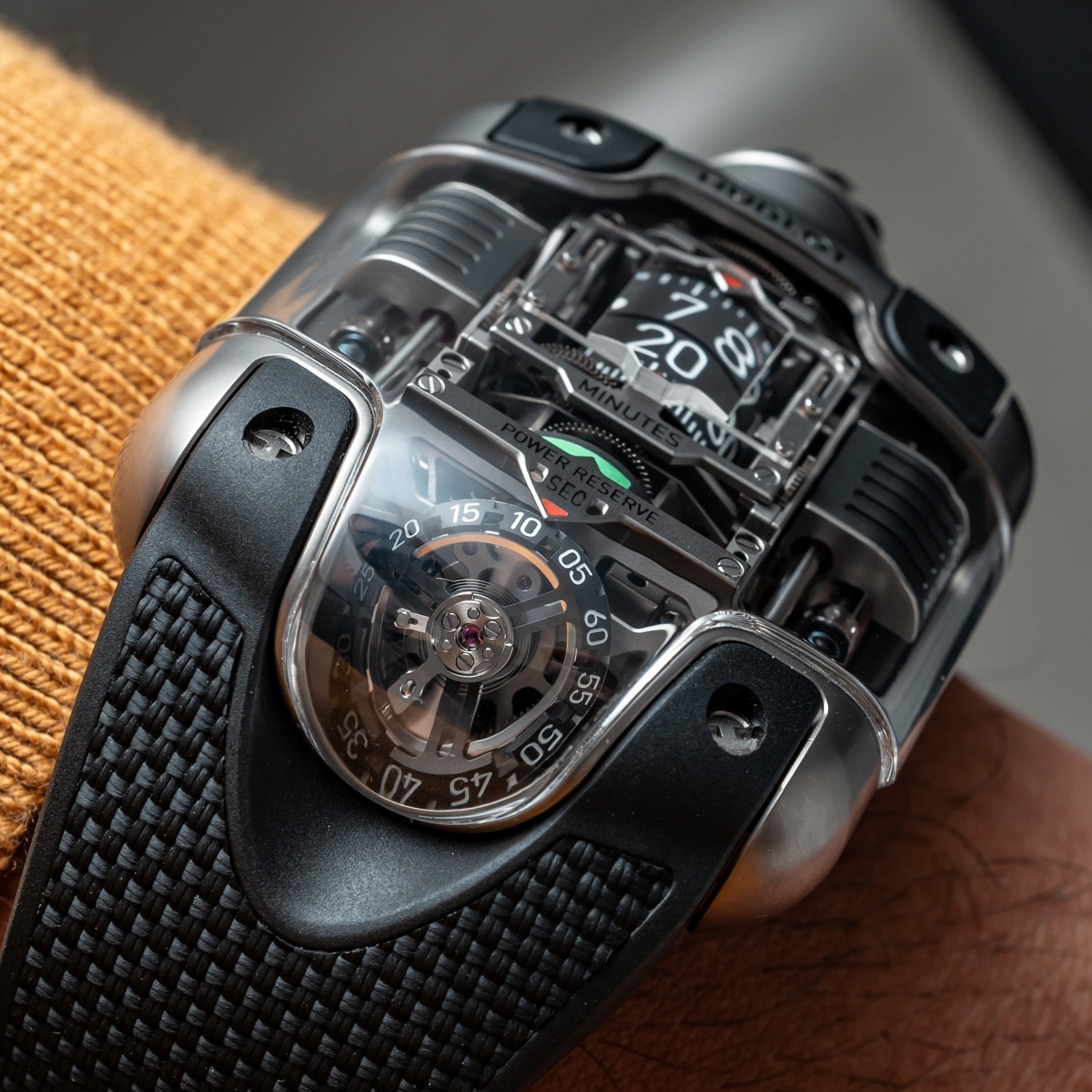 Hublot_MP_10_Tourbillon_Weight_E_1_.jpg