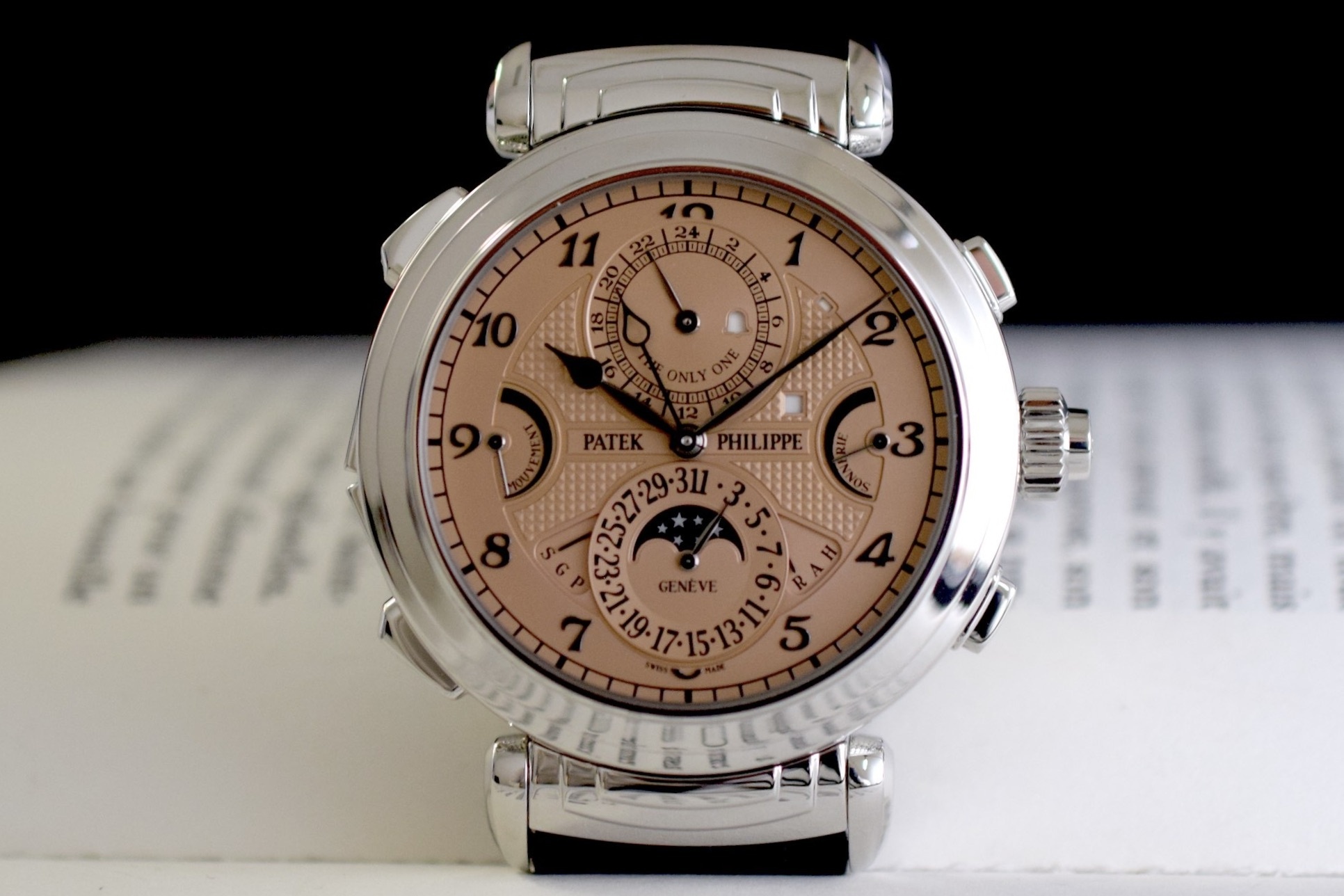 8 chiec dong ho xo do ky luc the gioi hinh anh