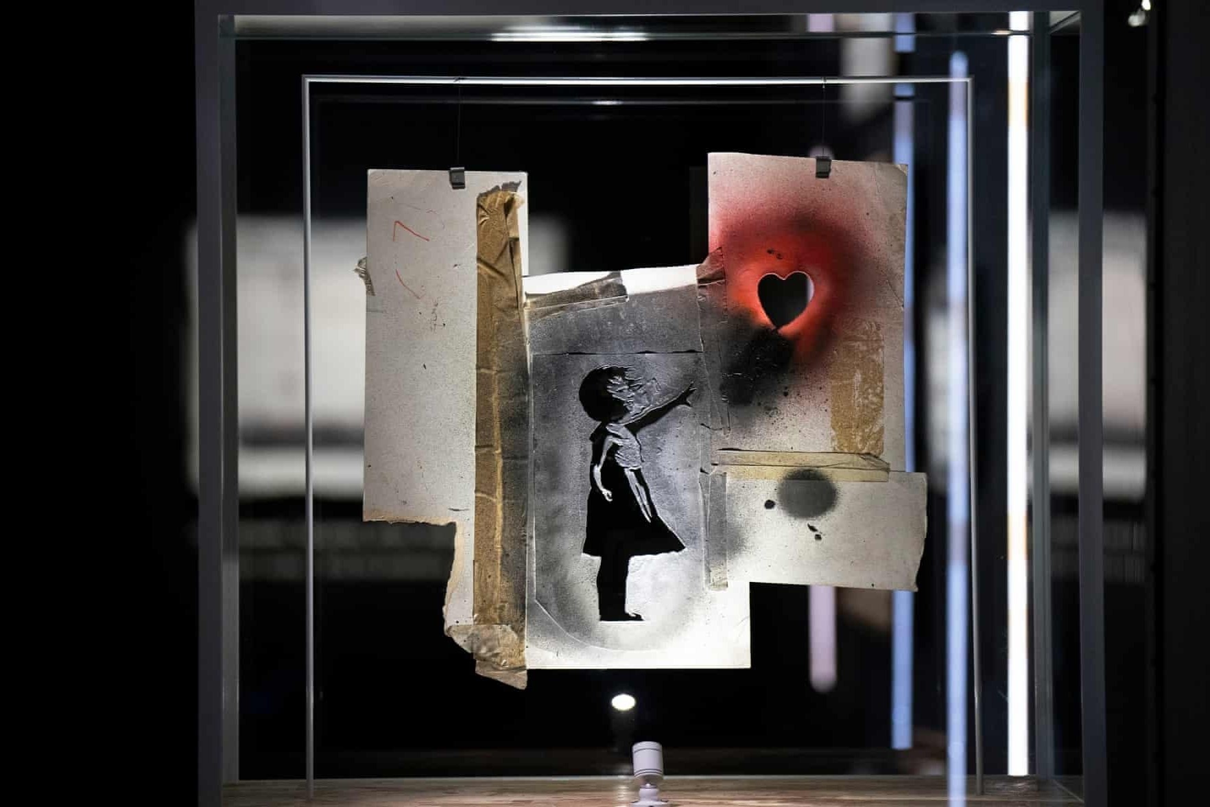 Triet pha duong day gia tranh Van Gogh, Picasso tri gia 215 trieu USD hinh anh