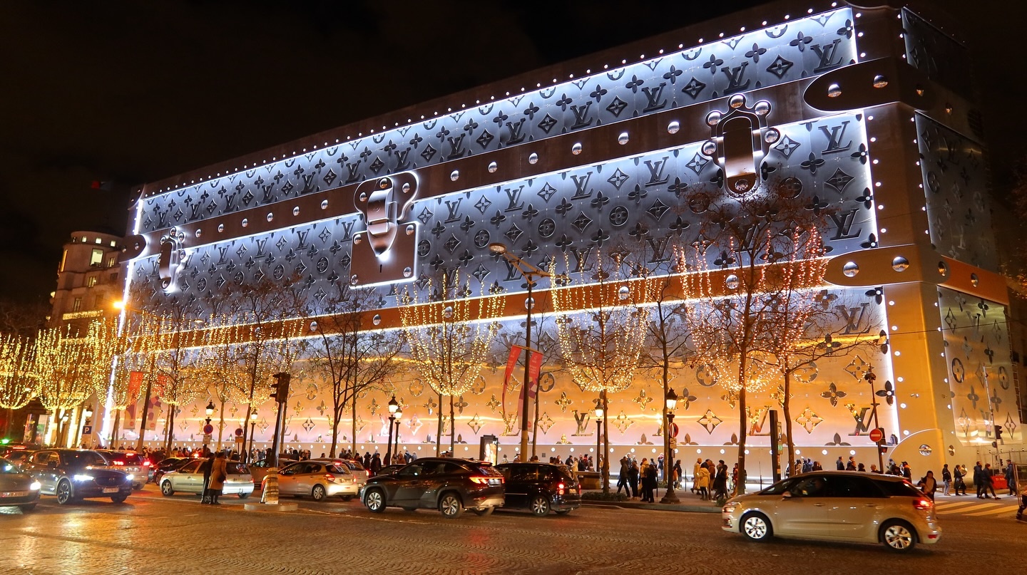 Rương Louis Vuitton