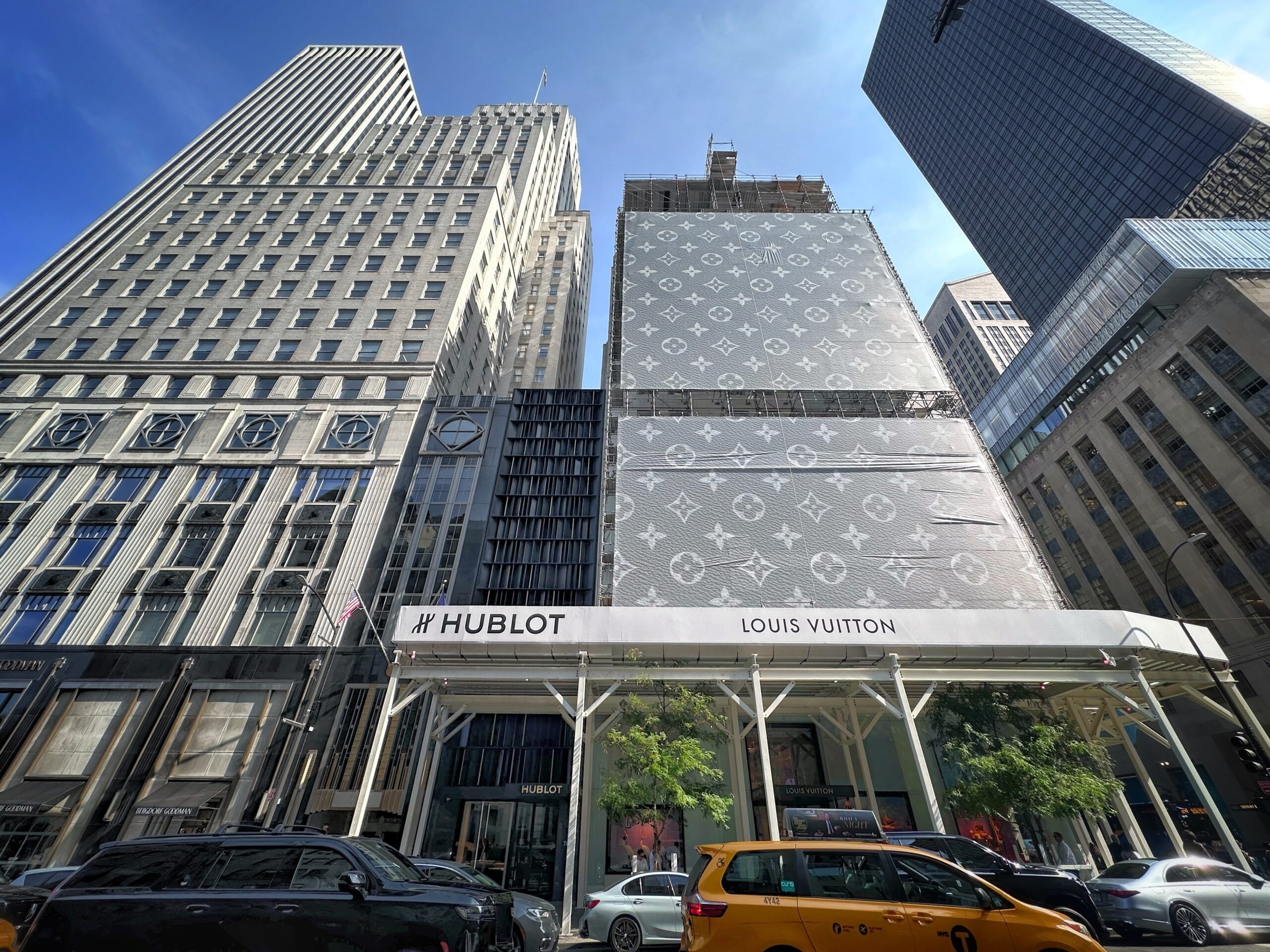 Rương Louis Vuitton