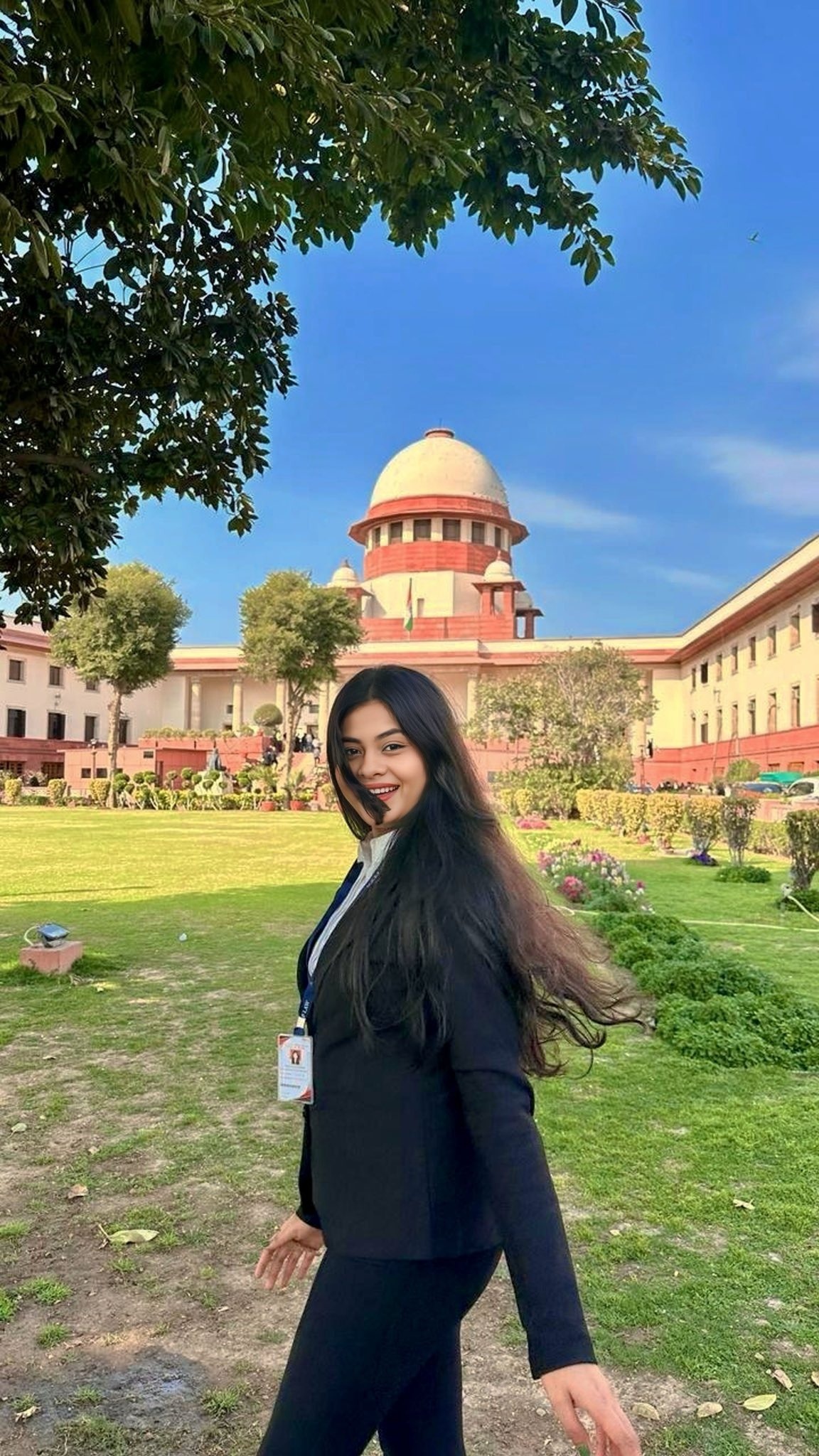 lam them ngoai gio,  nhan su gen z,  Ayushi Doshi,  tranh cai lam them,  lam them khong luong anh 1