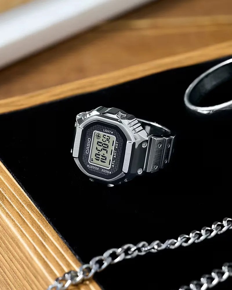 Đồng hồ Casio