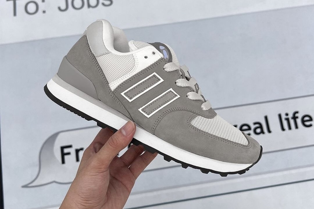 Giay giong emoji cua Apple gay tranh cai hinh anh