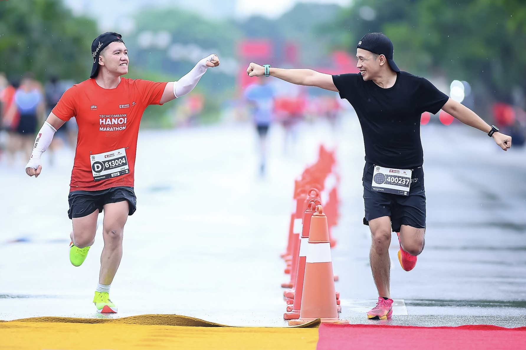 18.000 VDV tham gia giai Marathon Quoc te TP.HCM Techcombank hinh anh