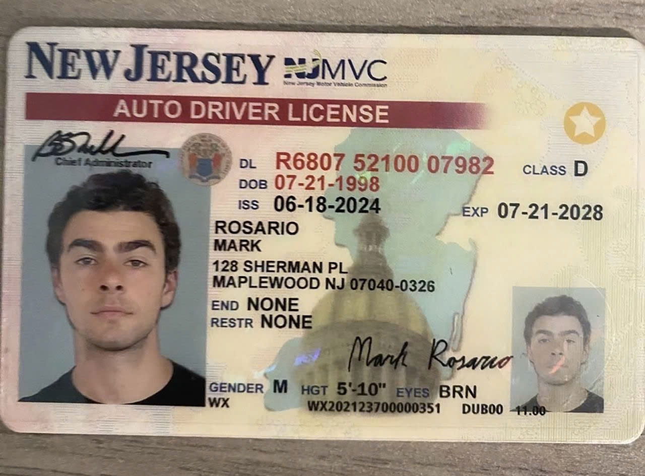 Thong doc Pennsylvania: Khong co gi anh hung o ke giet CEO Thompson hinh anh